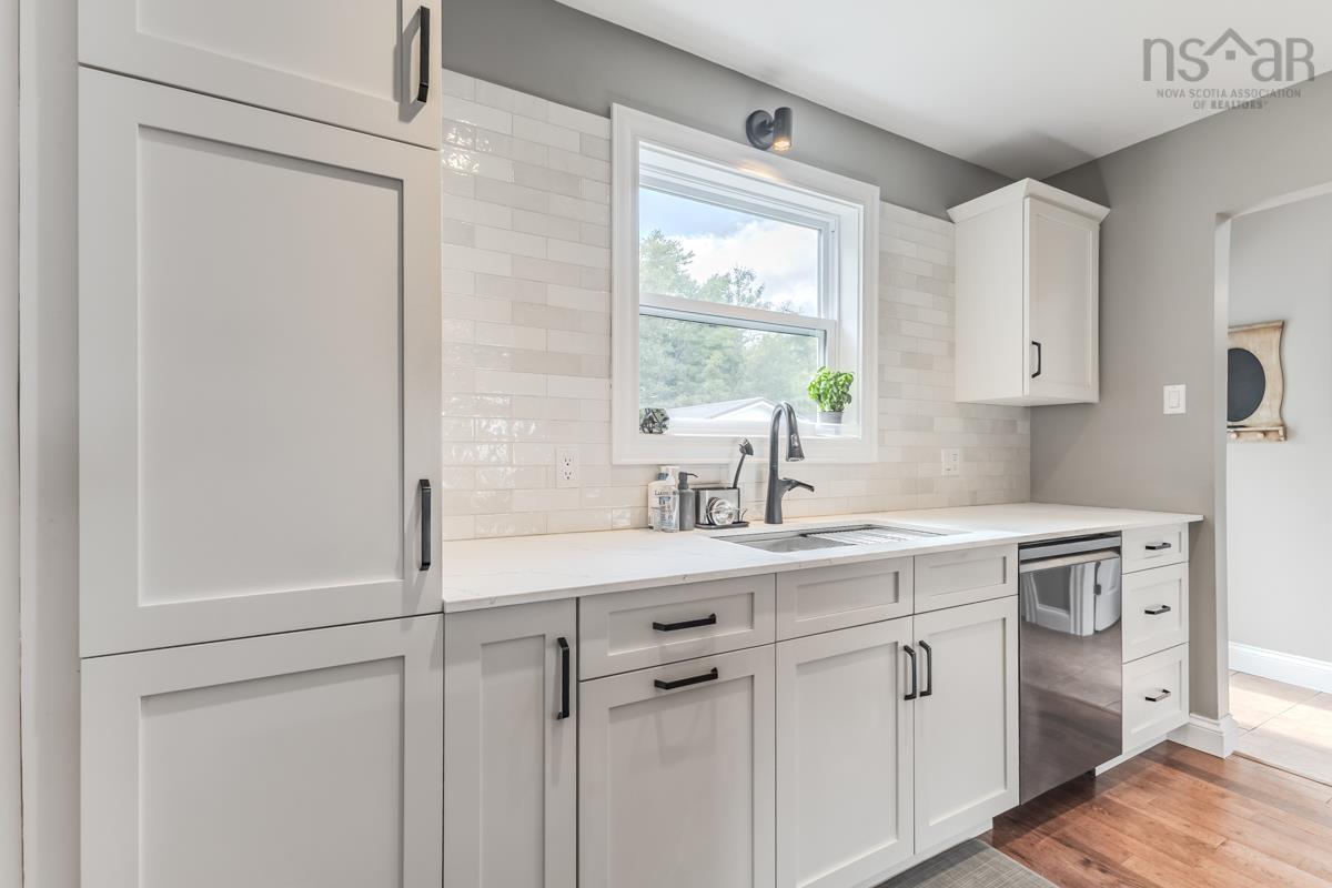 $534,500.00: 122 MEADOWLAND Avenue, Bible Hill