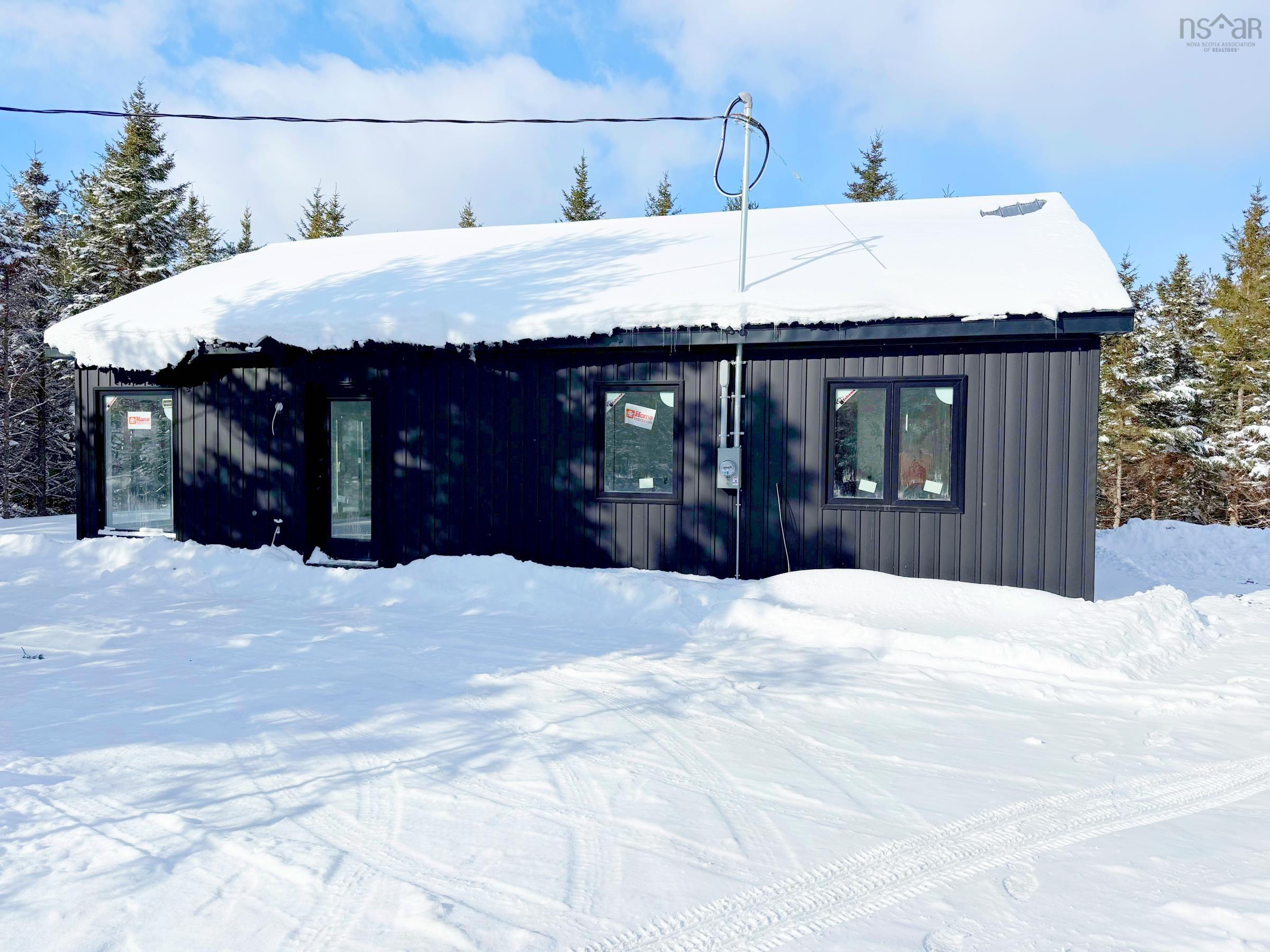 $469,900.00: 276 37 Lakewood Court, East Uniacke