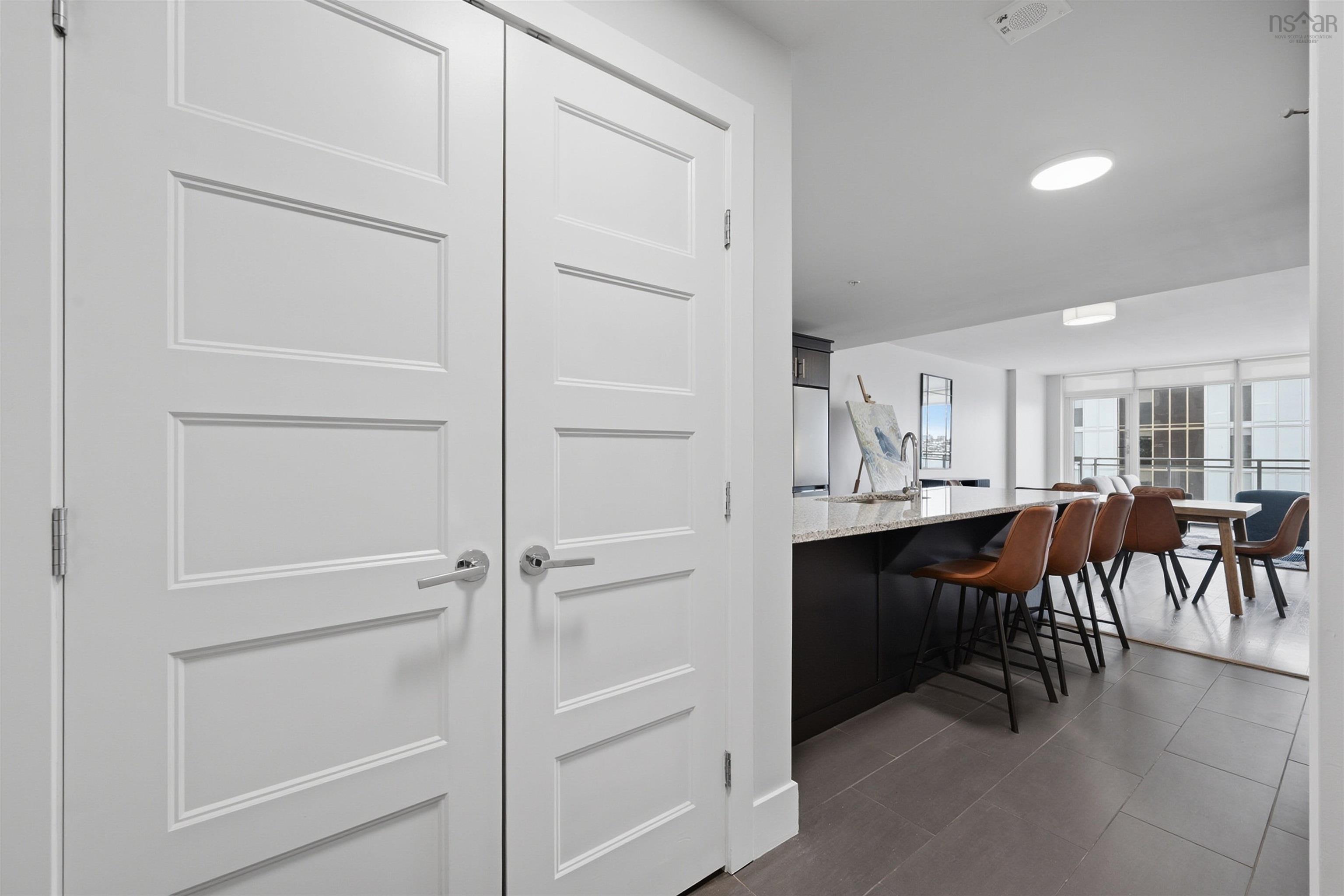 806 15 Kings Wharf Place, Dartmouth, NS (MLS 202602201)