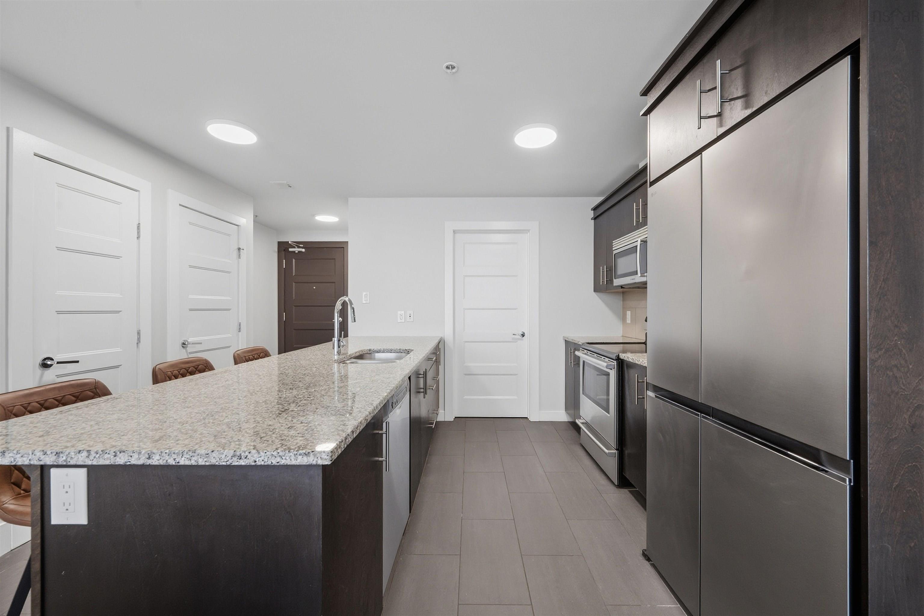 806 15 Kings Wharf Place, Dartmouth, NS (MLS 202602201)