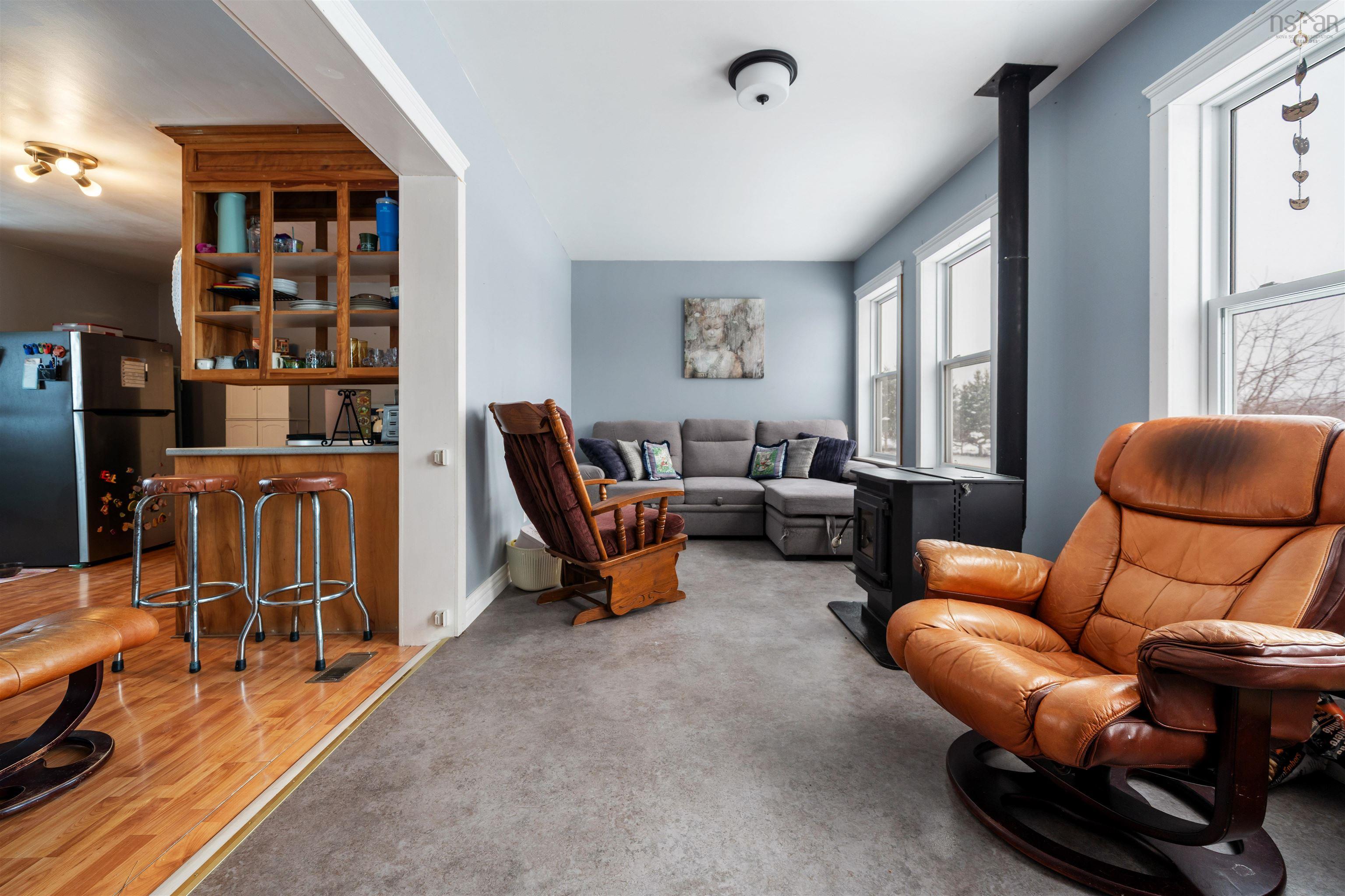 $310,000.00: 1811 Mountain Road, River John