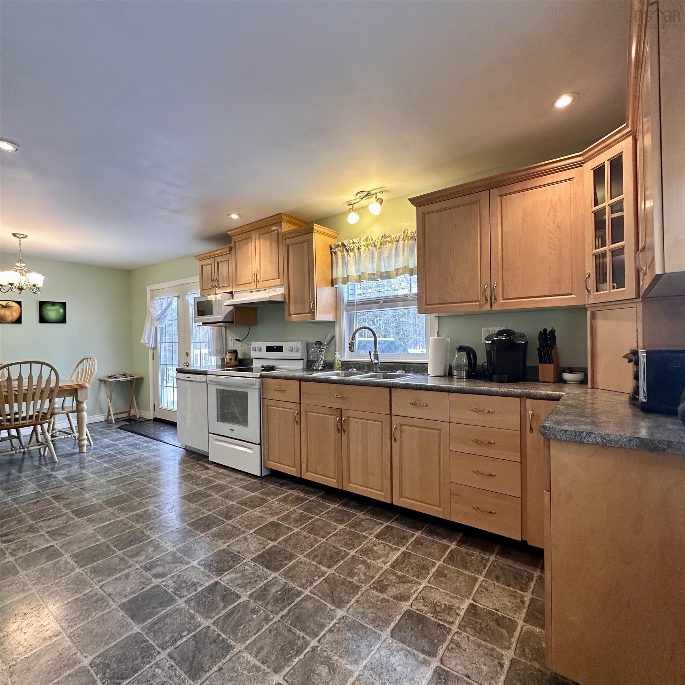 $419,000.00: 213 Alexandra Avenue, Bridgewater