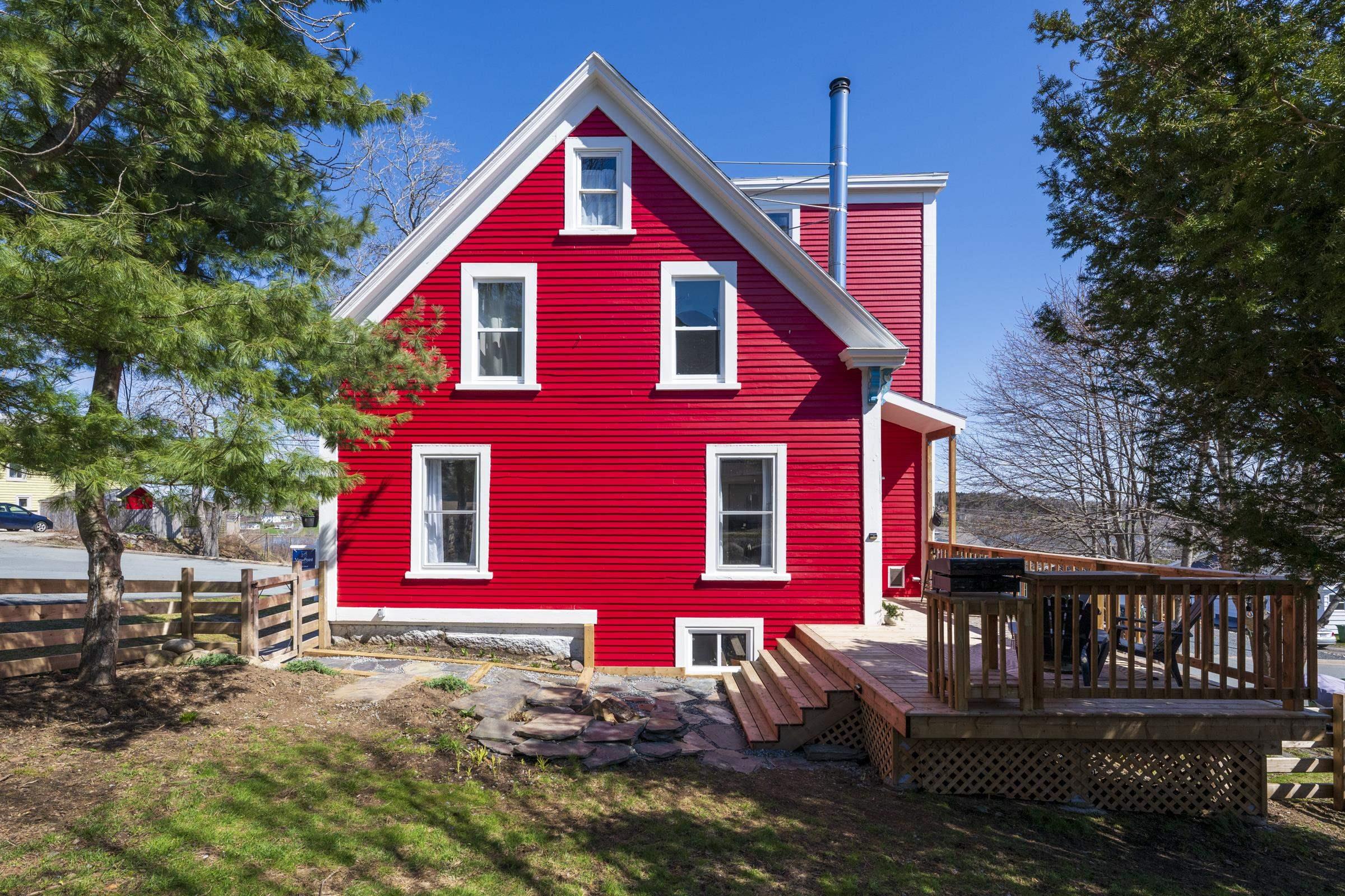 $799,000.00: 94 King Street, Lunenburg