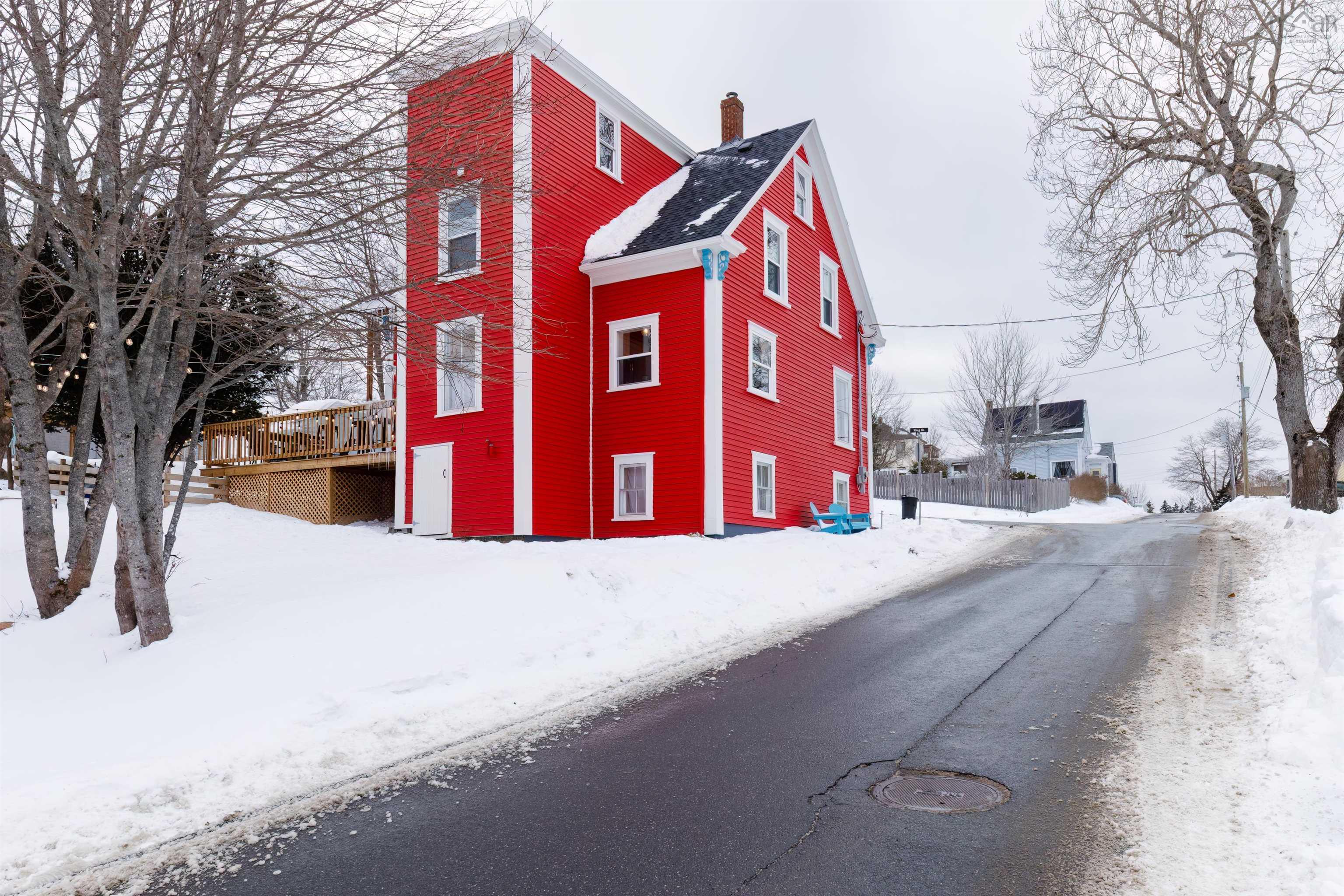 $825,000.00: 94 King Street, Lunenburg