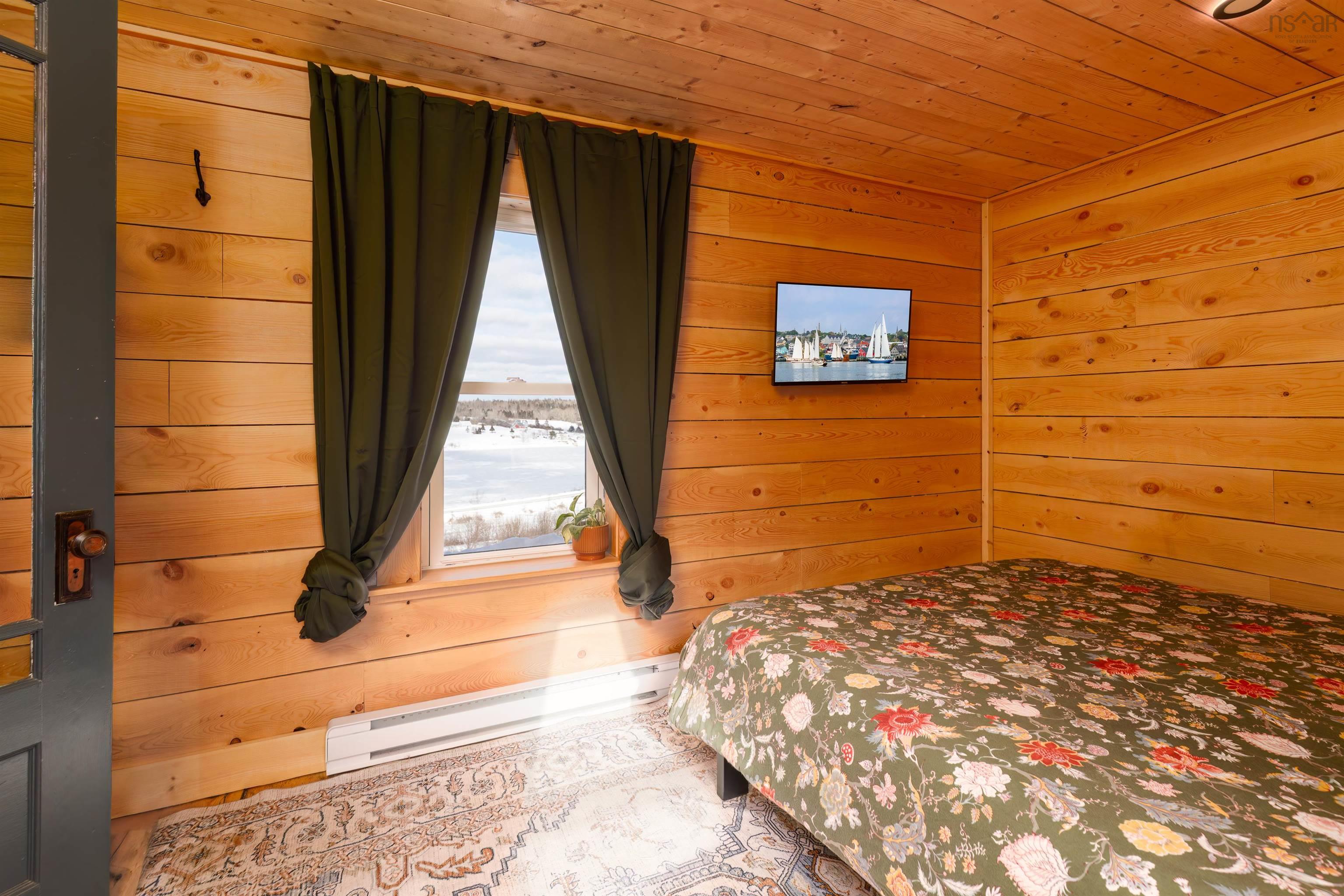 $825,000.00: 94 King Street, Lunenburg