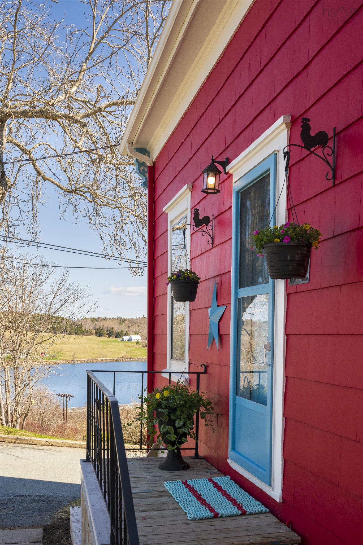 $799,000.00: 94 King Street, Lunenburg