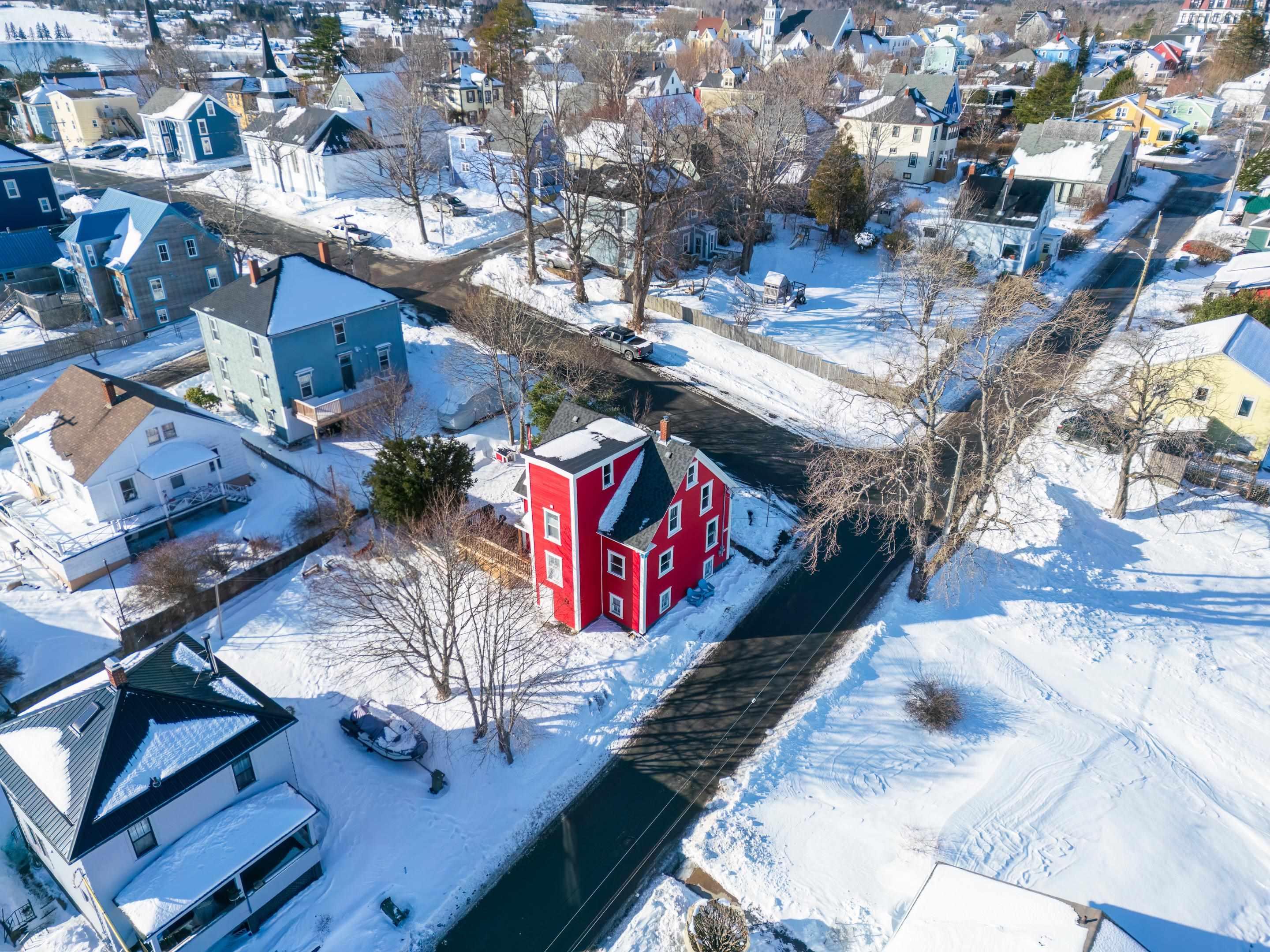 $825,000.00: 94 King Street, Lunenburg