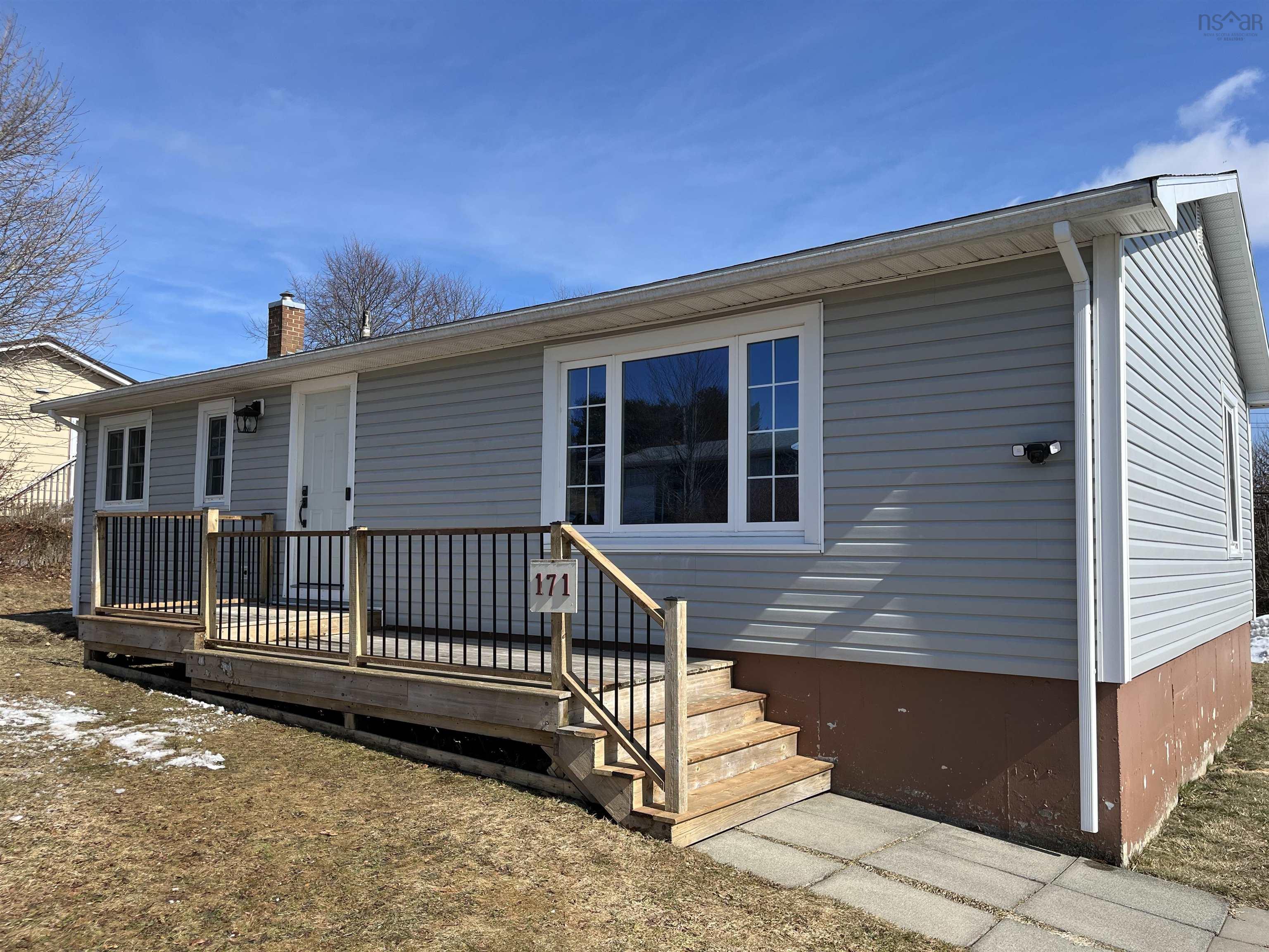 $409,900.00: 171 Centennial Avenue, Lunenburg