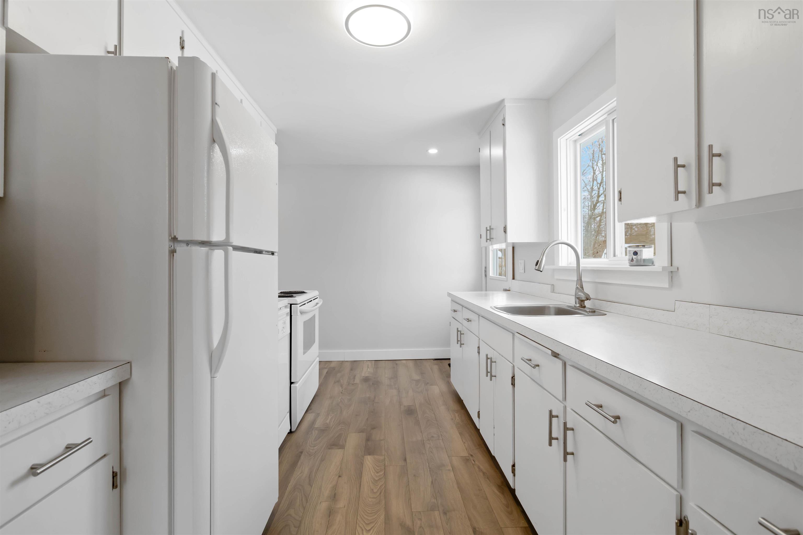 $439,900.00: 171 Centennial Avenue, Lunenburg