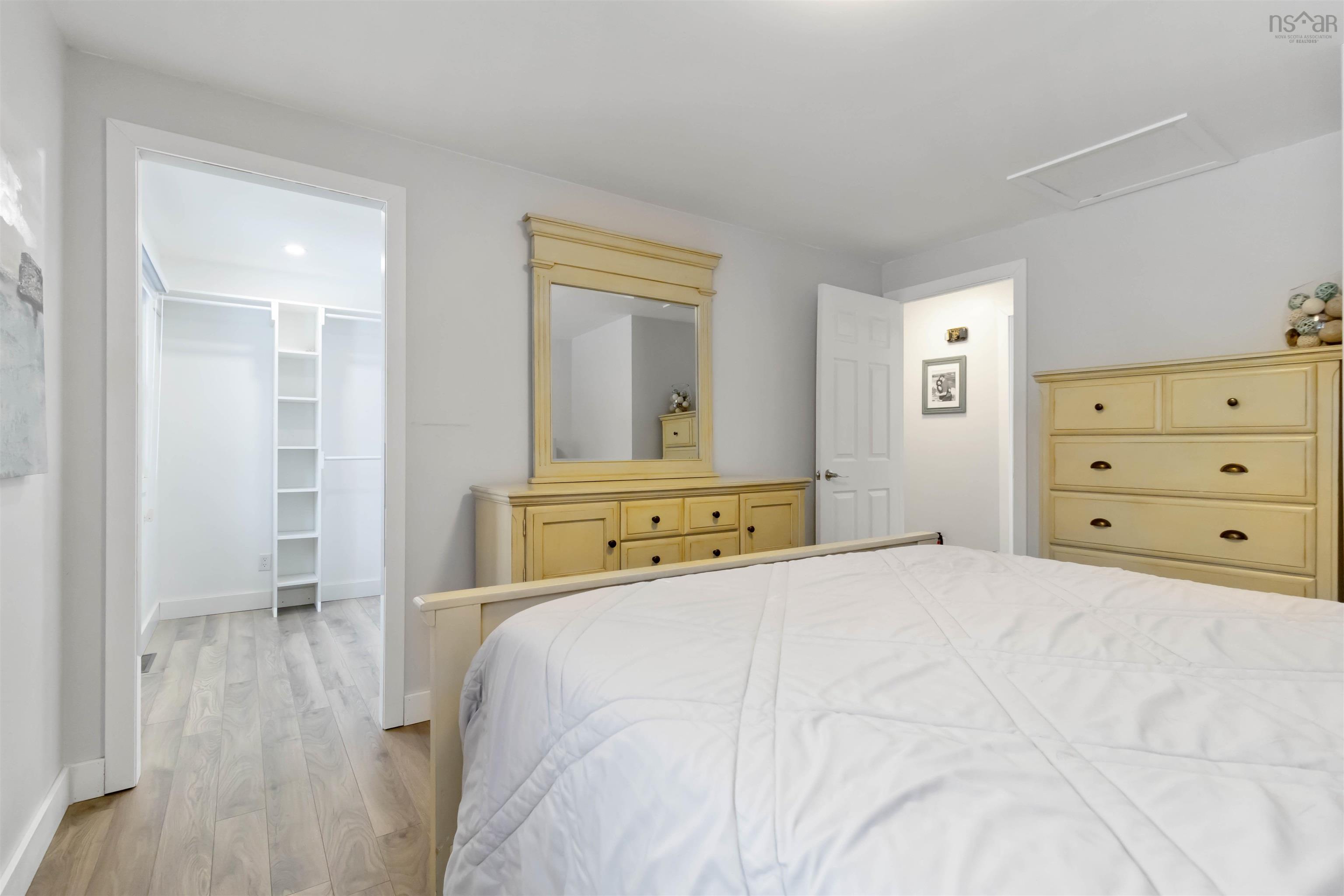 $409,900.00: 171 Centennial Avenue, Lunenburg