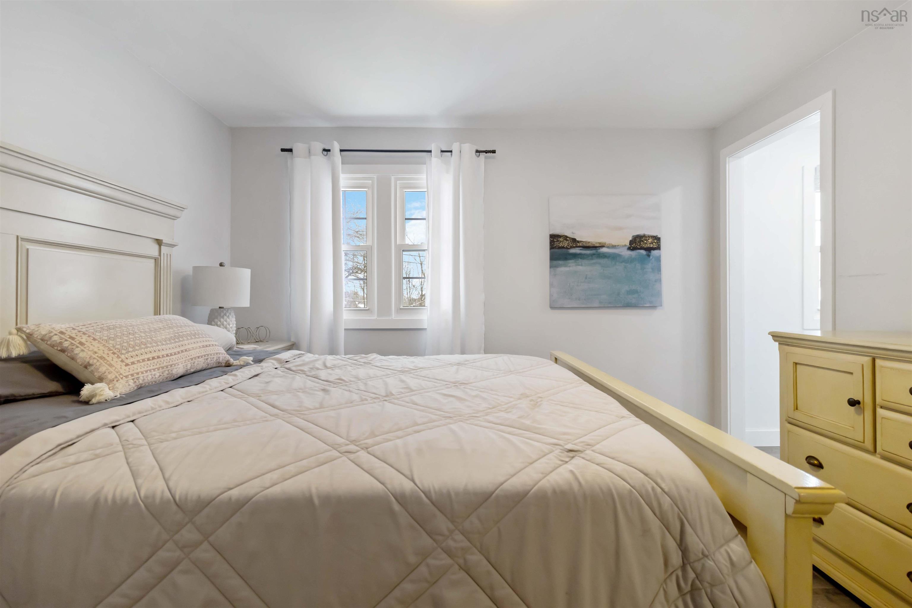 $439,900.00: 171 Centennial Avenue, Lunenburg