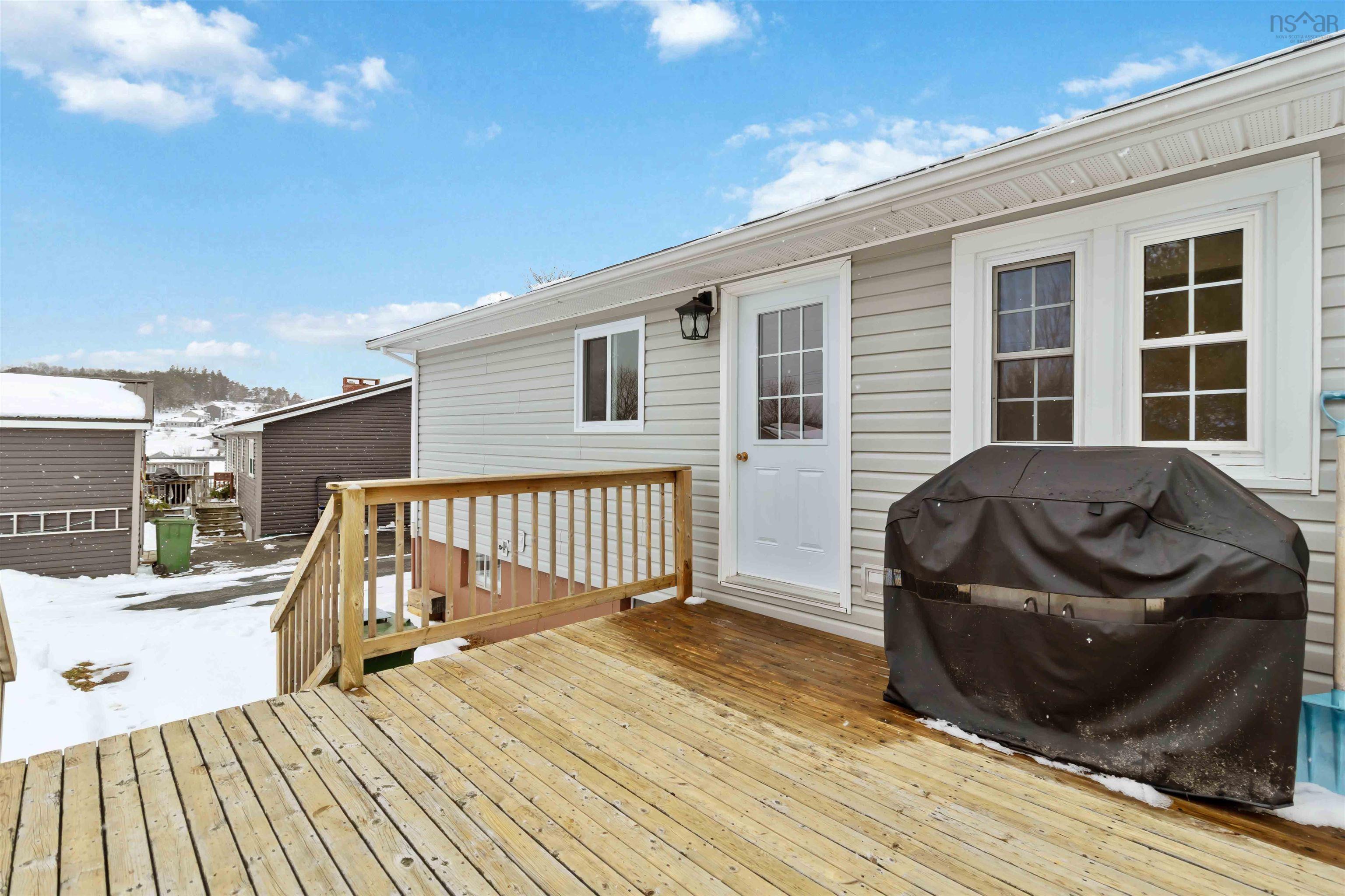 $439,900.00: 171 Centennial Avenue, Lunenburg