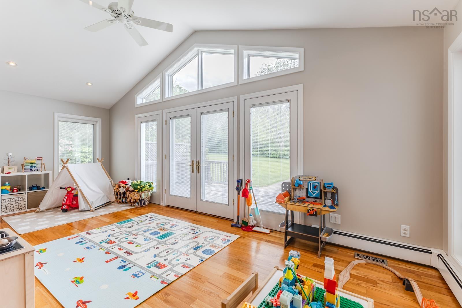 $825,000.00: 252 BLUE HERON Drive, New Glasgow