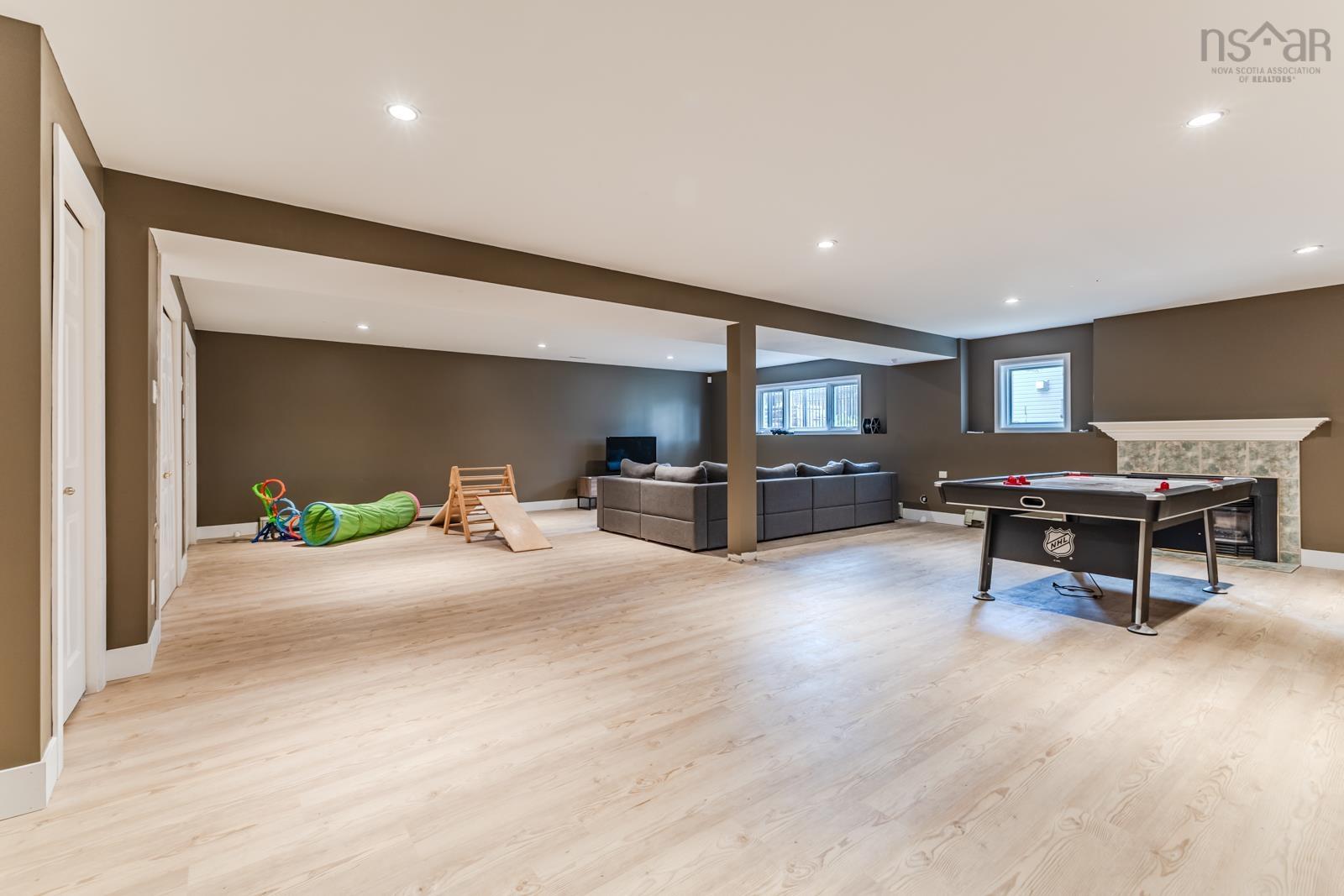 $825,000.00: 252 BLUE HERON Drive, New Glasgow