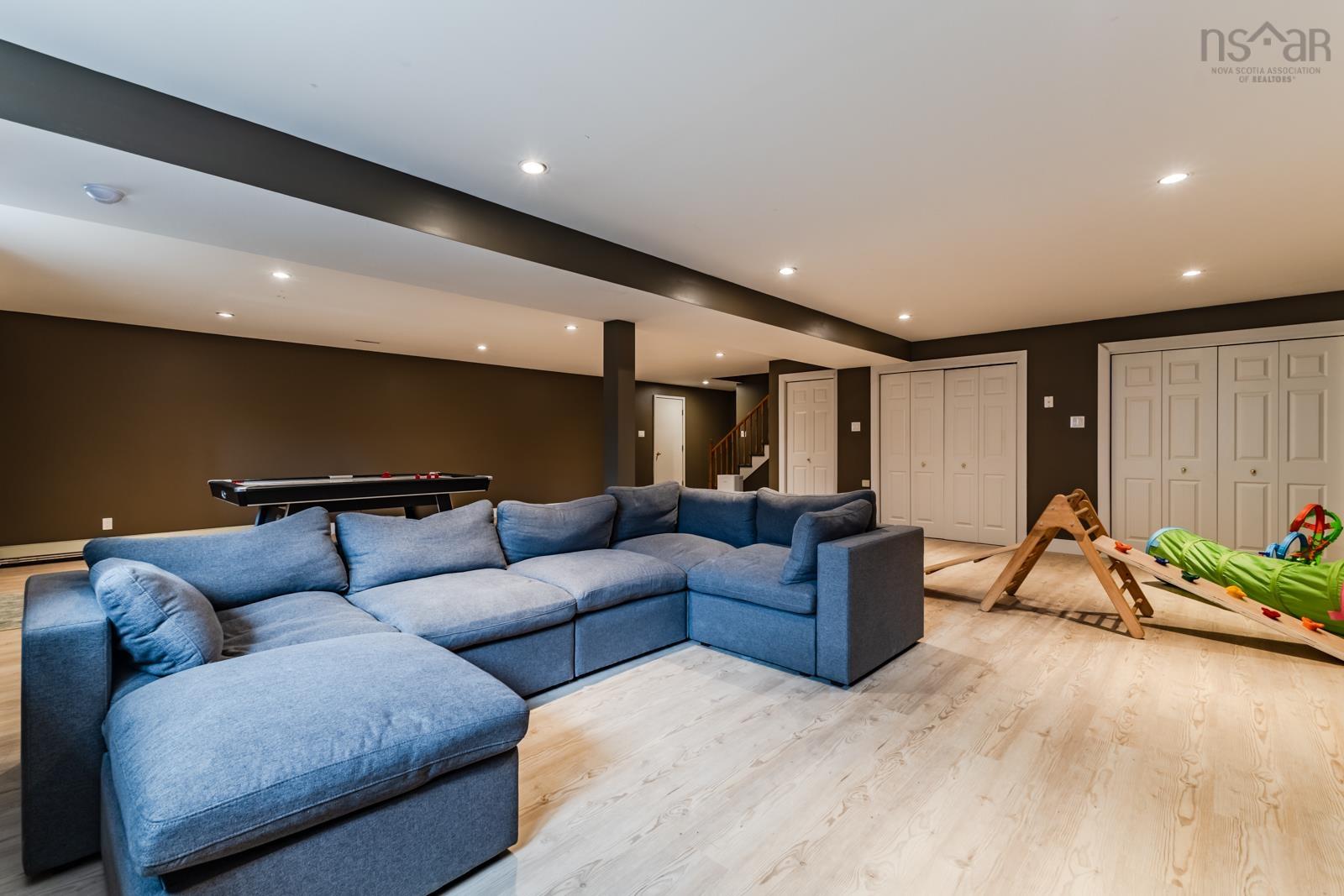 $825,000.00: 252 BLUE HERON Drive, New Glasgow