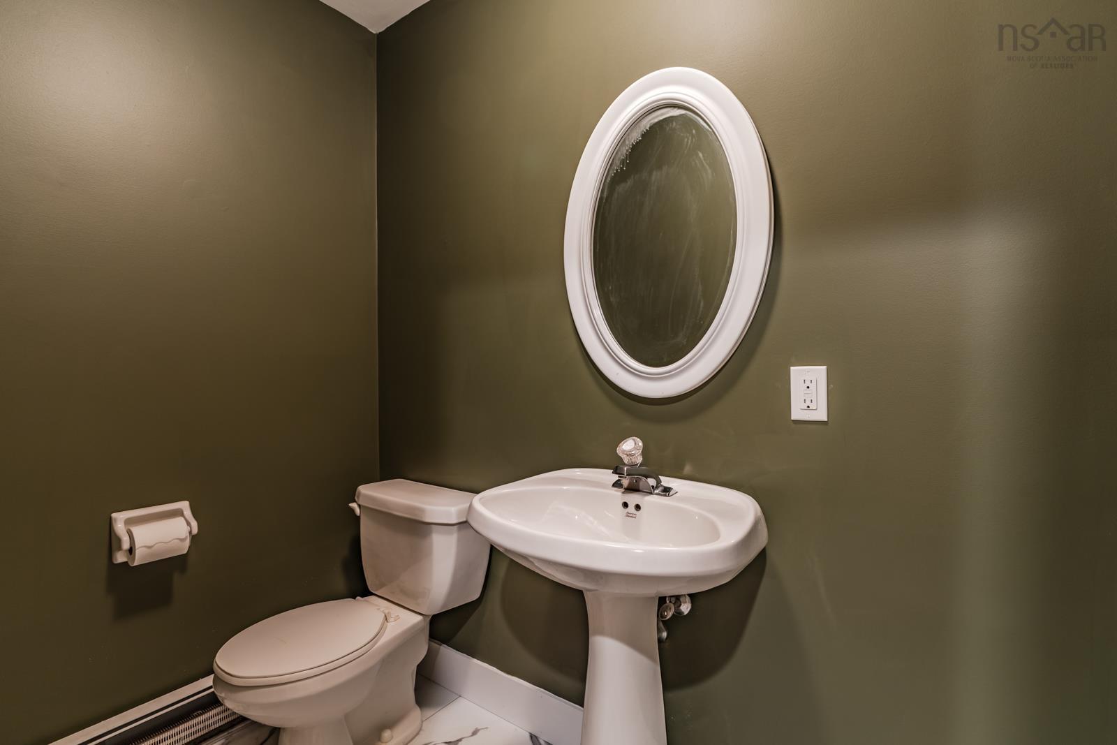 $825,000.00: 252 BLUE HERON Drive, New Glasgow