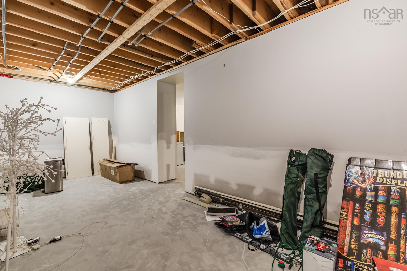 $825,000.00: 252 BLUE HERON Drive, New Glasgow