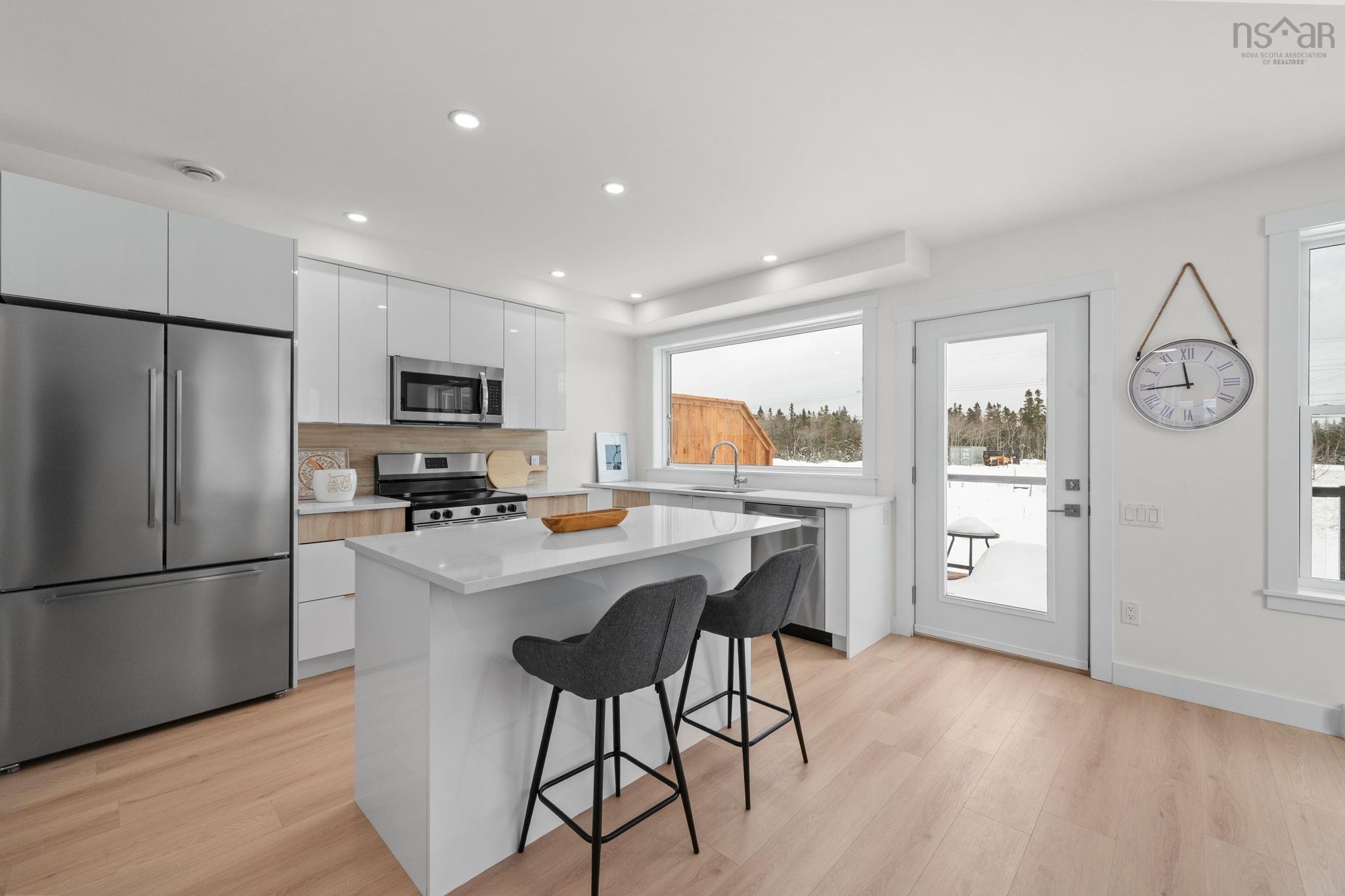 $629,900.00: 52 Berm Street, Herring Cove