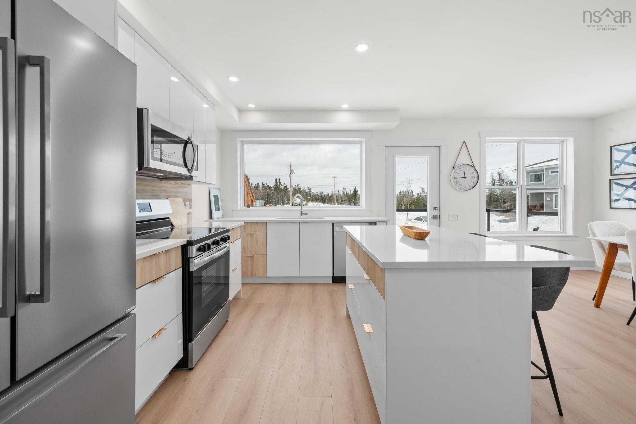 $629,900.00: 52 Berm Street, Herring Cove