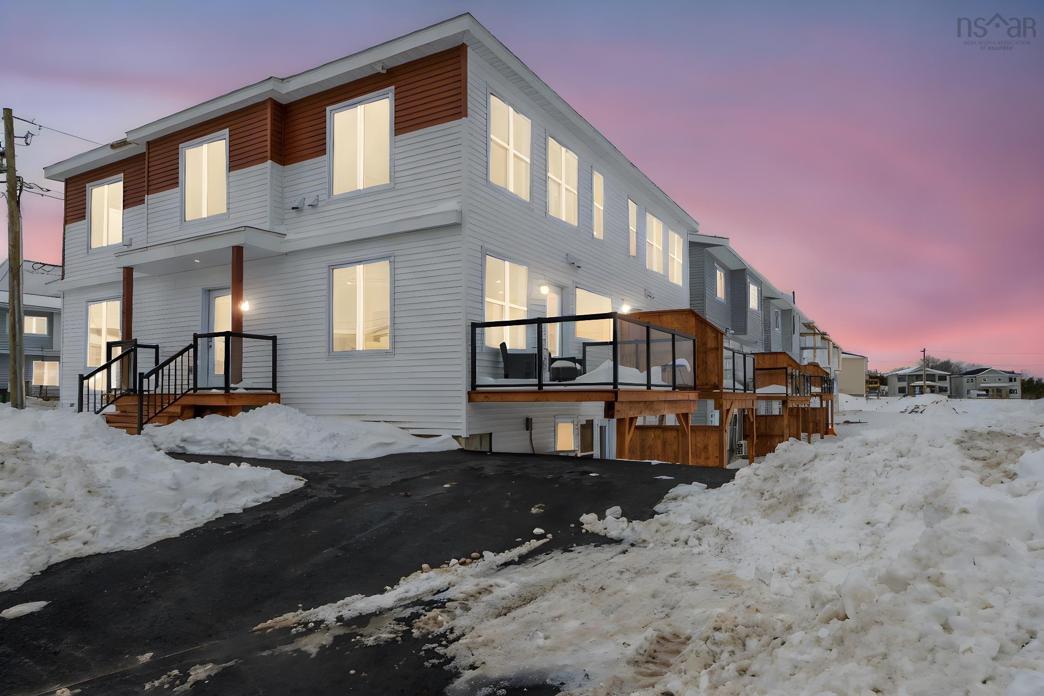 $629,900.00: 52 Berm Street, Herring Cove