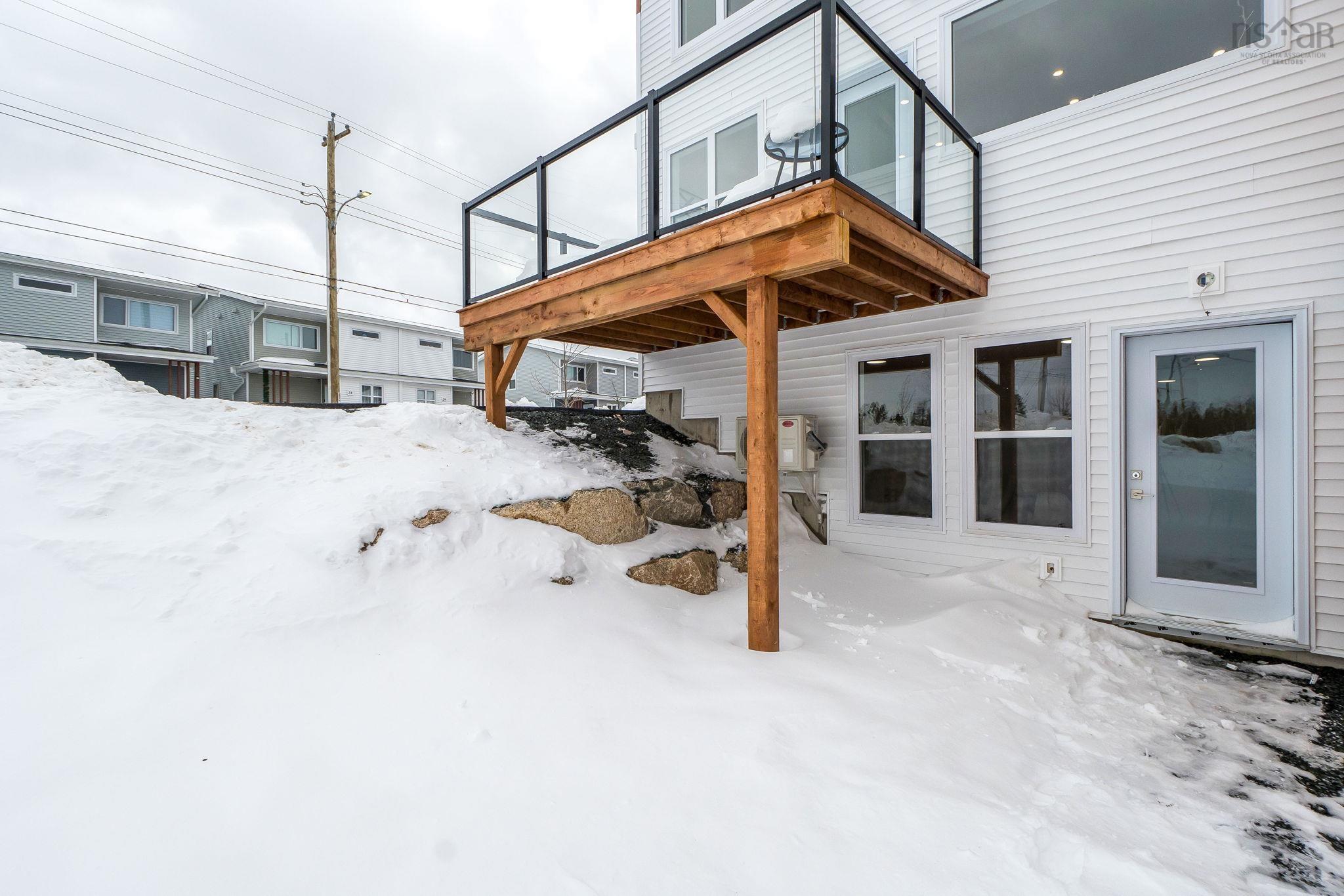 $629,900.00: 52 Berm Street, Herring Cove