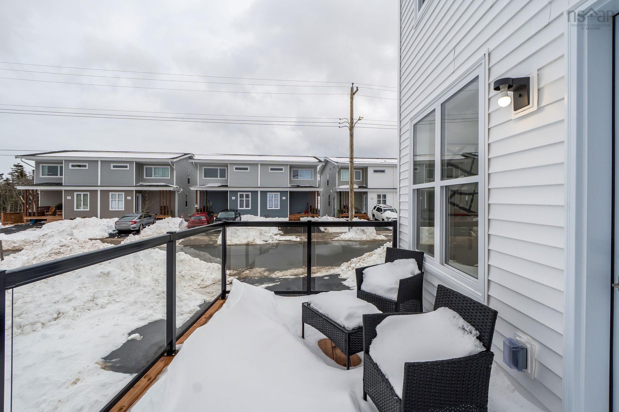 $629,900.00: 52 Berm Street, Herring Cove