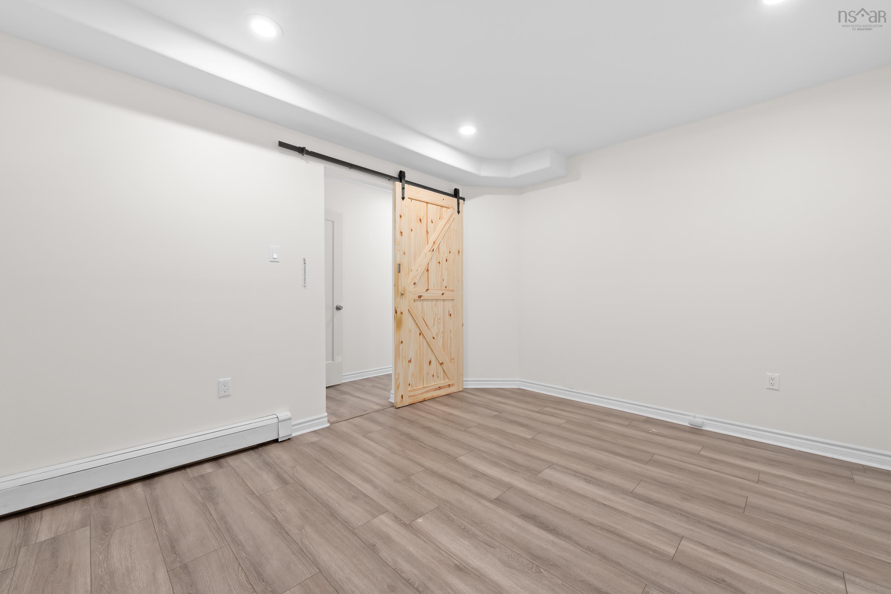 $679,000.00: 73 Red Fern Terrace, Halifax