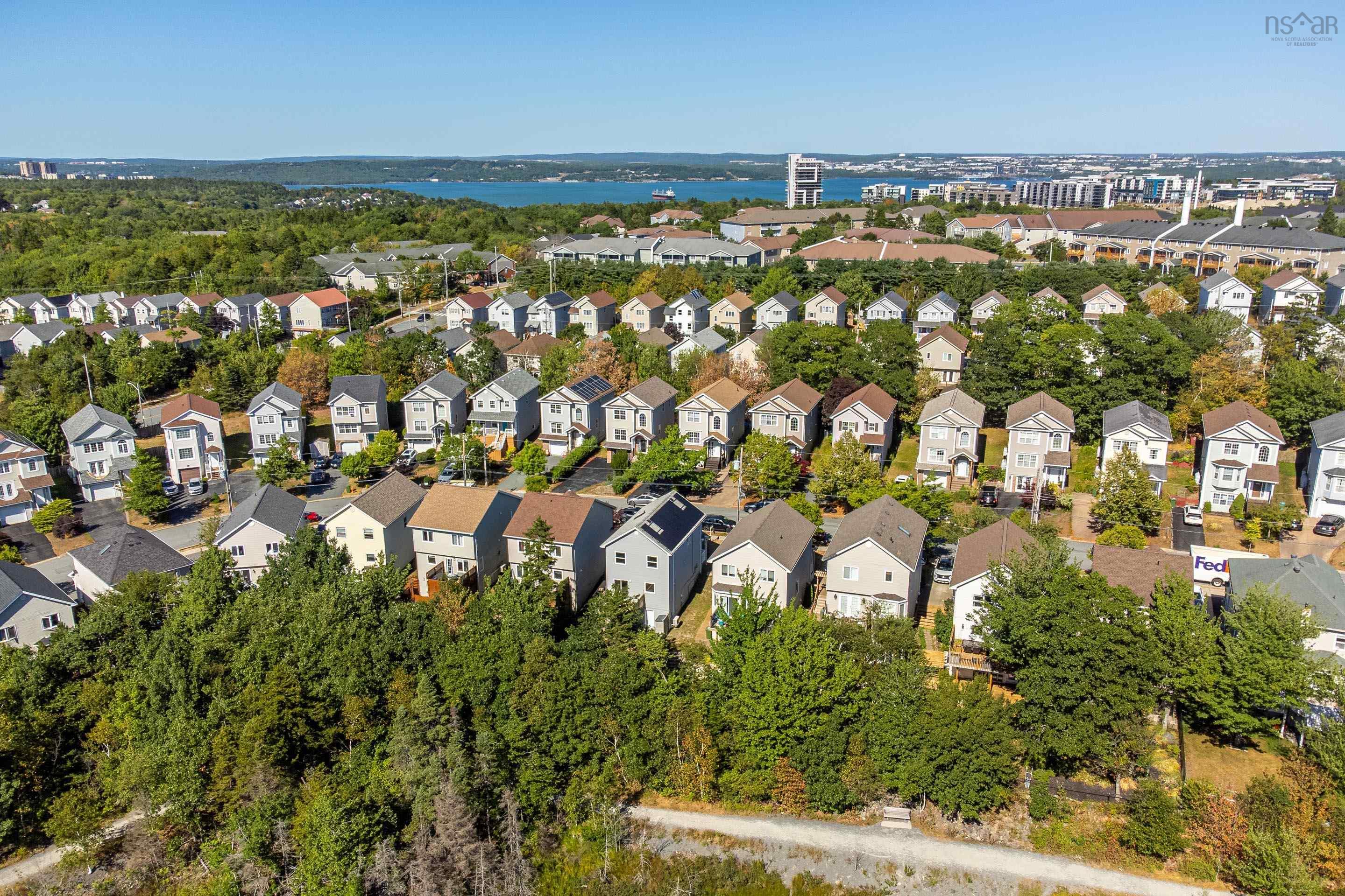 $679,000.00: 73 Red Fern Terrace, Halifax