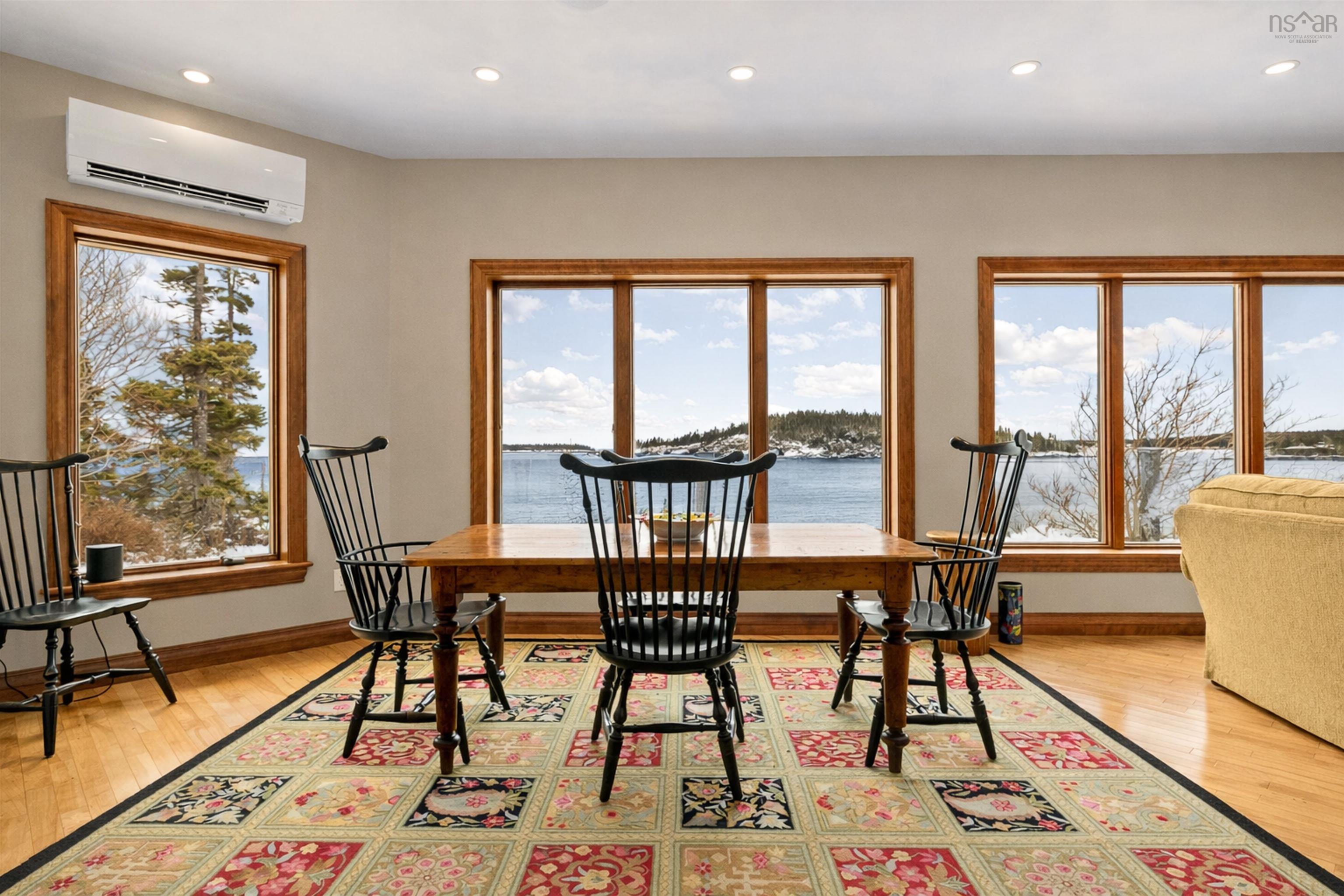 $1,395,000.00: 108 Ocean Gate Drive, Northwest Cove