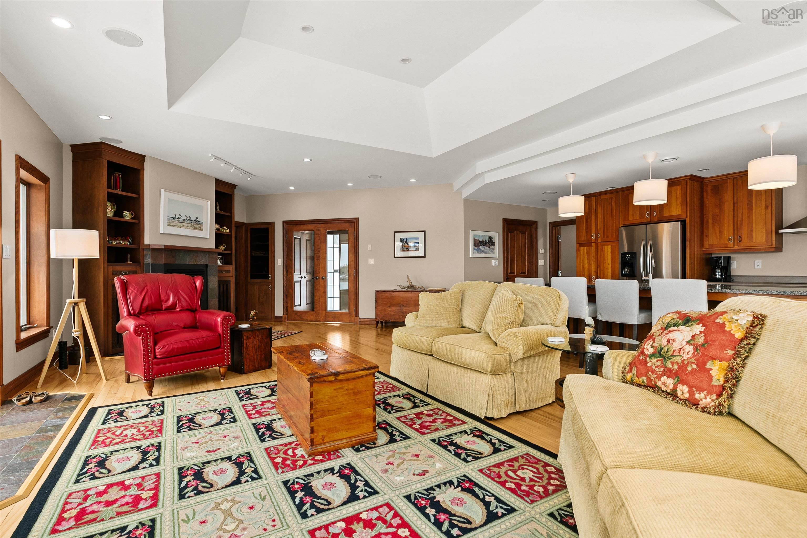 $1,395,000.00: 108 Ocean Gate Drive, Northwest Cove