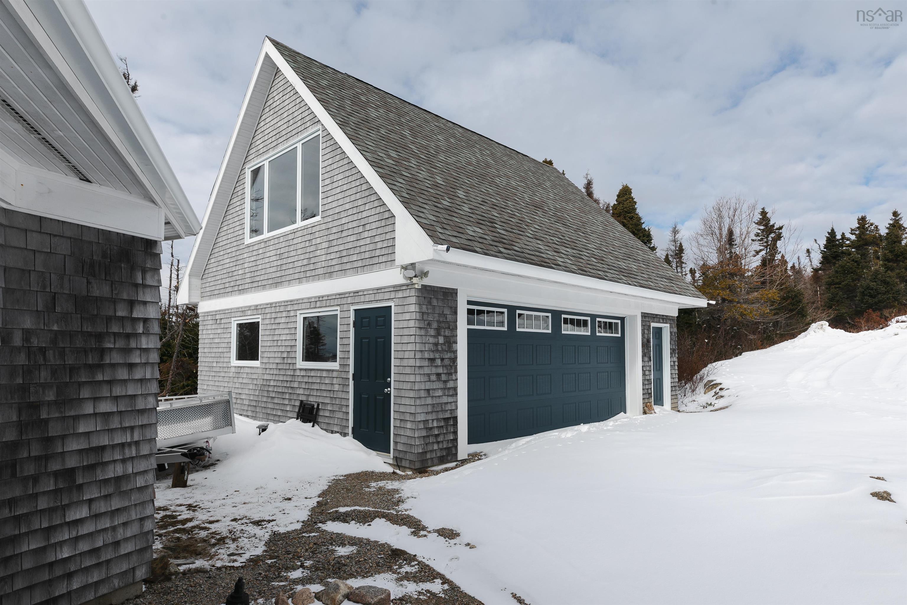 $1,395,000.00: 108 Ocean Gate Drive, Northwest Cove