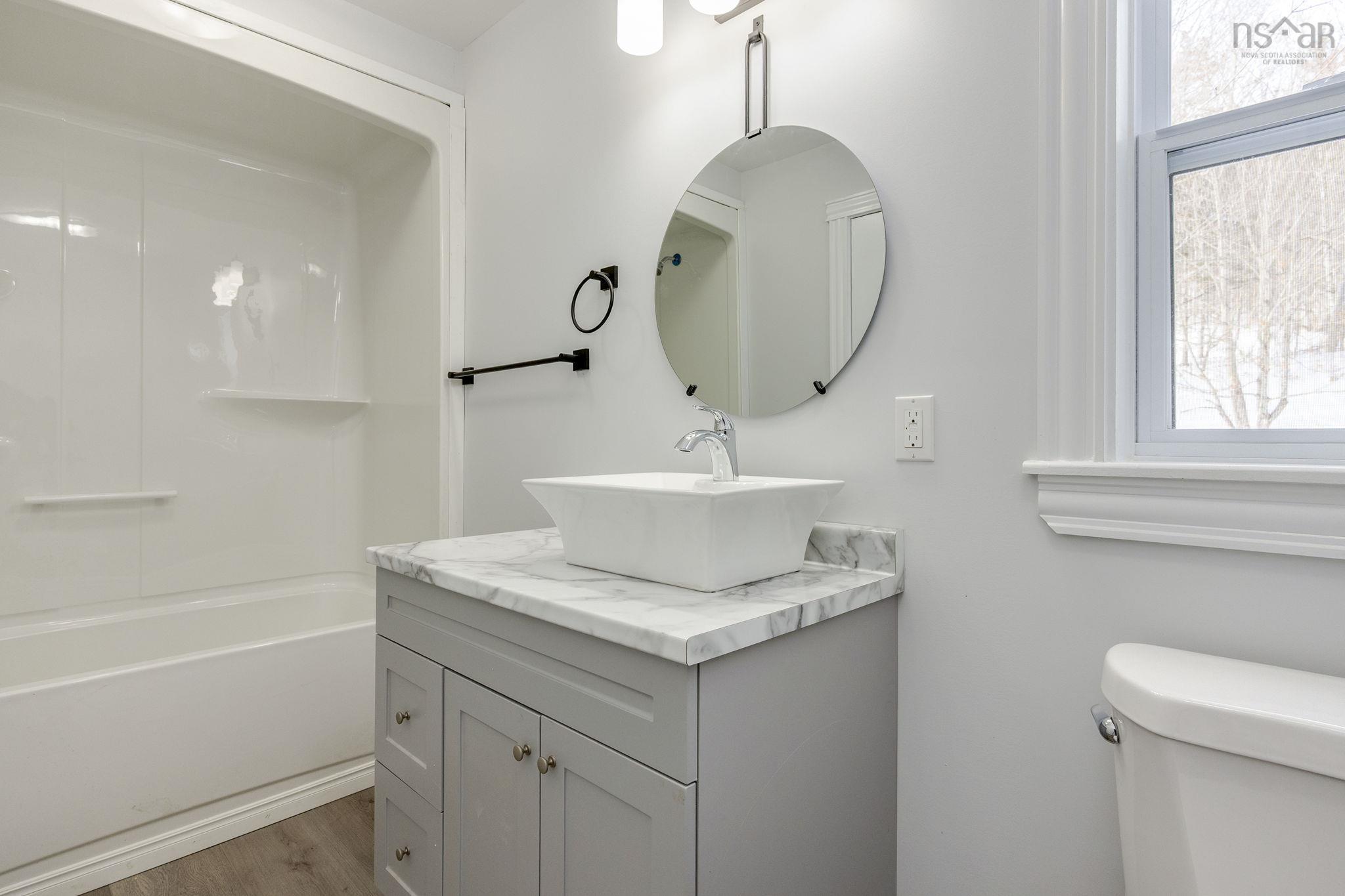 $350,000.00: 5029 12 Highway, North Alton