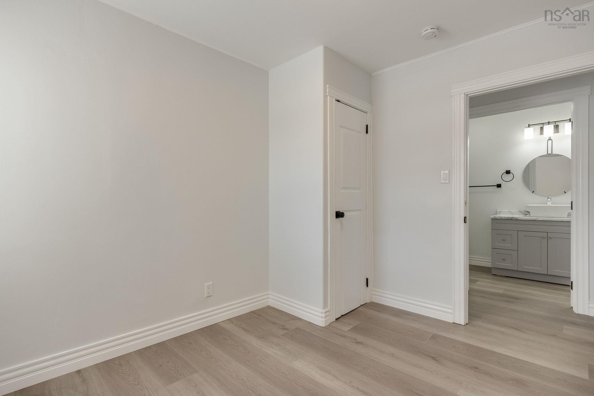 $350,000.00: 5029 12 Highway, North Alton