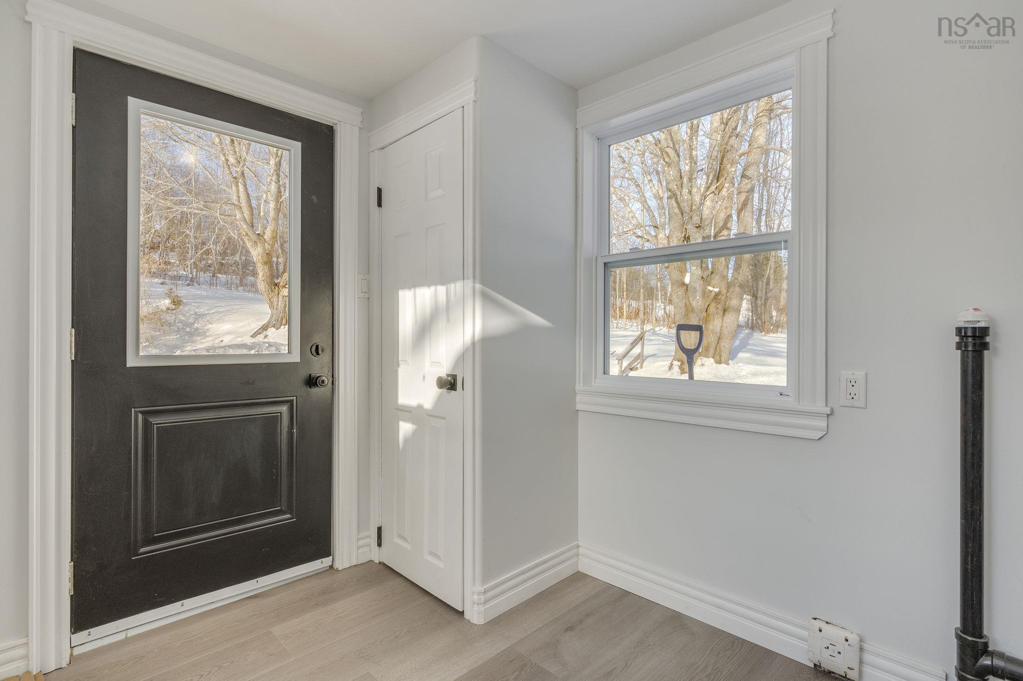 $350,000.00: 5029 12 Highway, North Alton