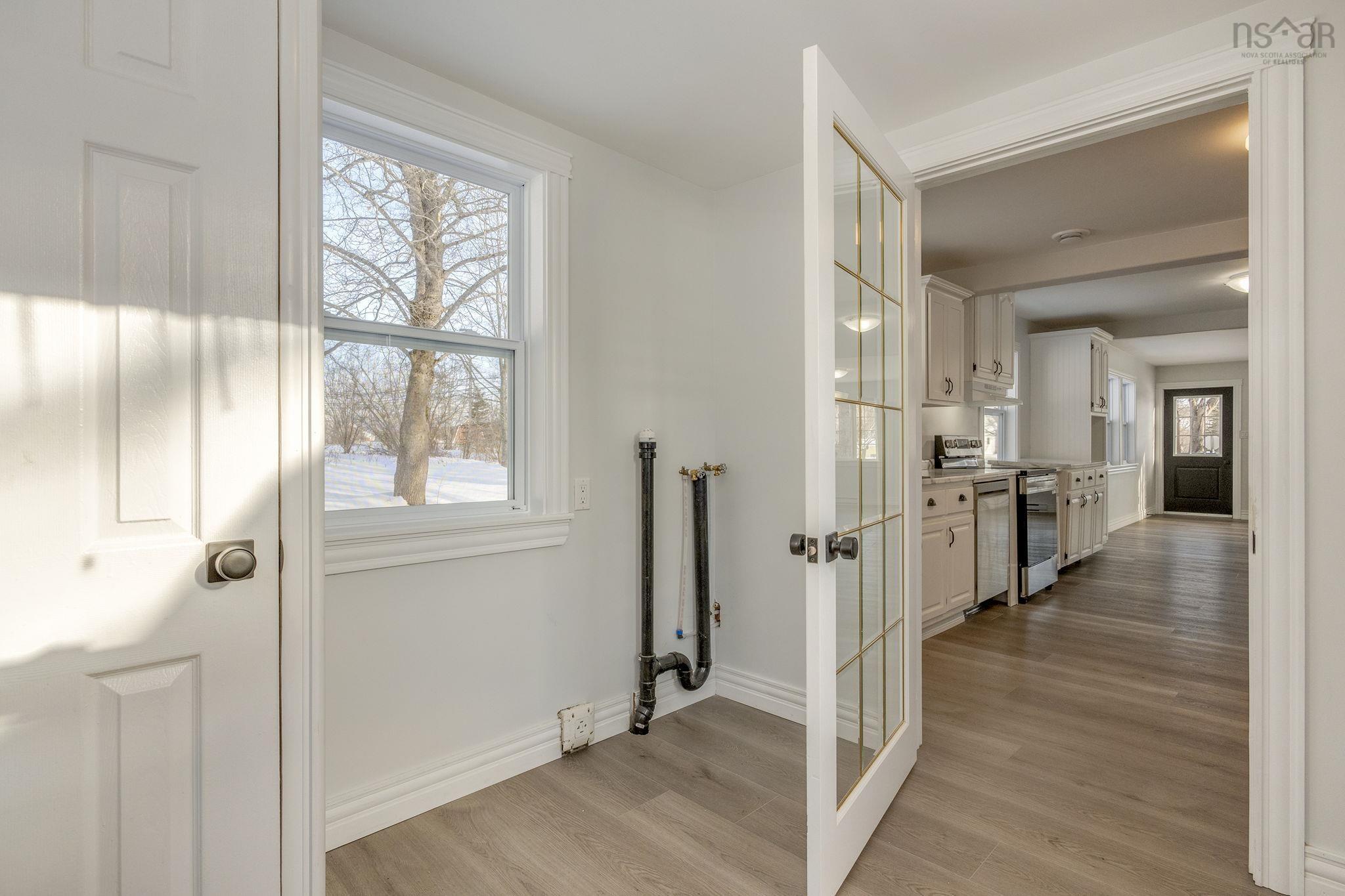 $350,000.00: 5029 12 Highway, North Alton