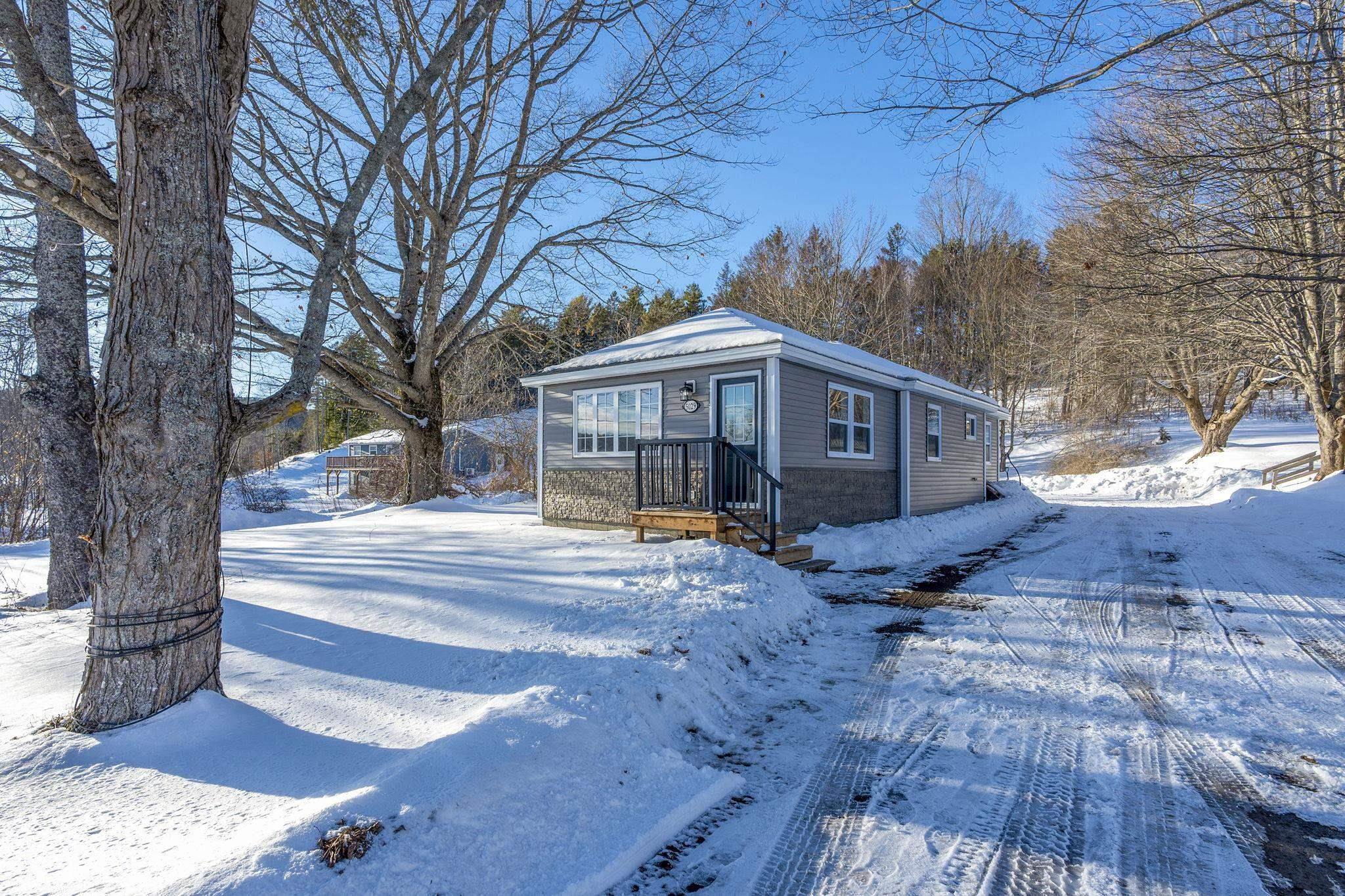 $350,000.00: 5029 12 Highway, North Alton