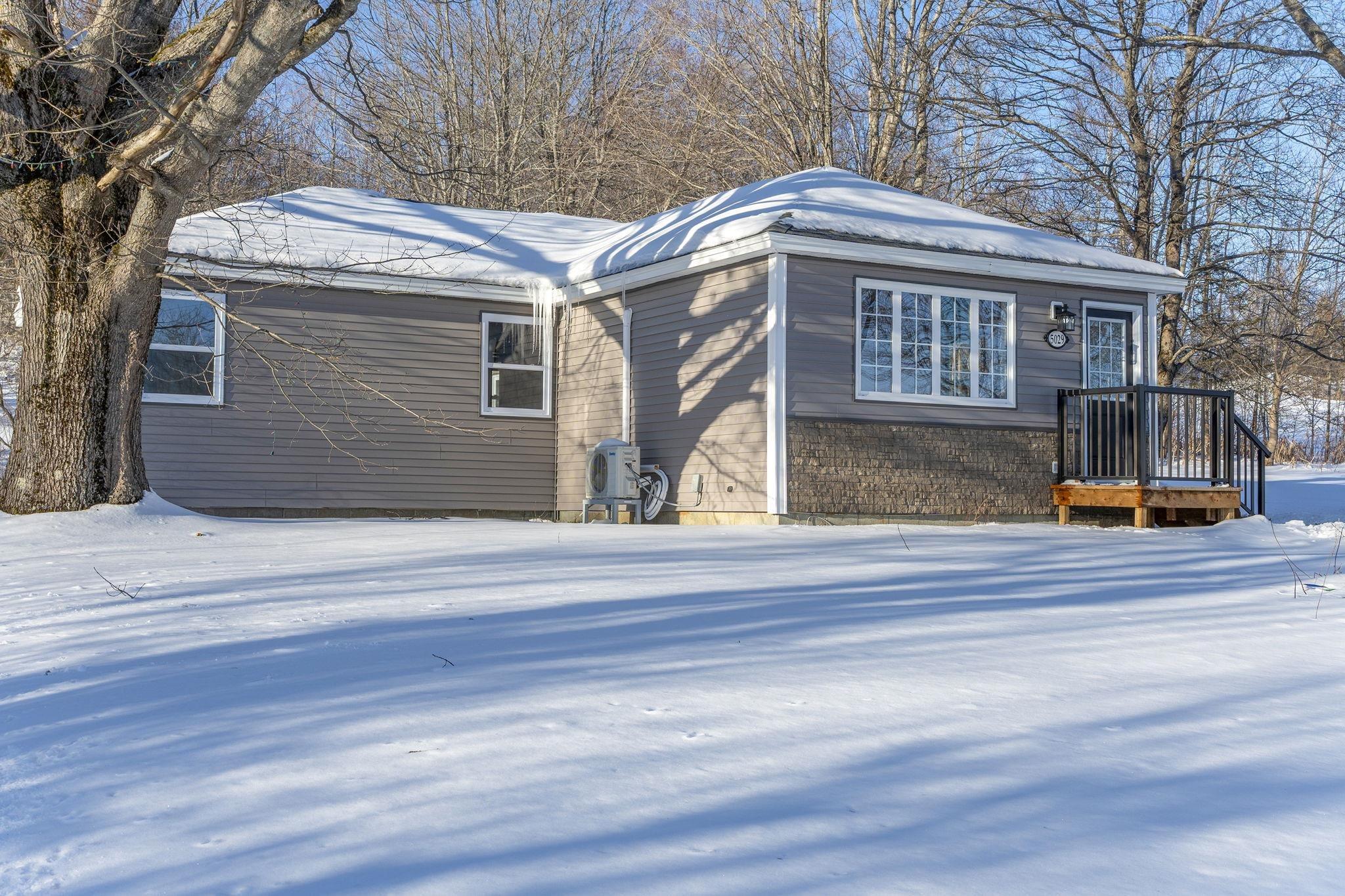 $350,000.00: 5029 12 Highway, North Alton