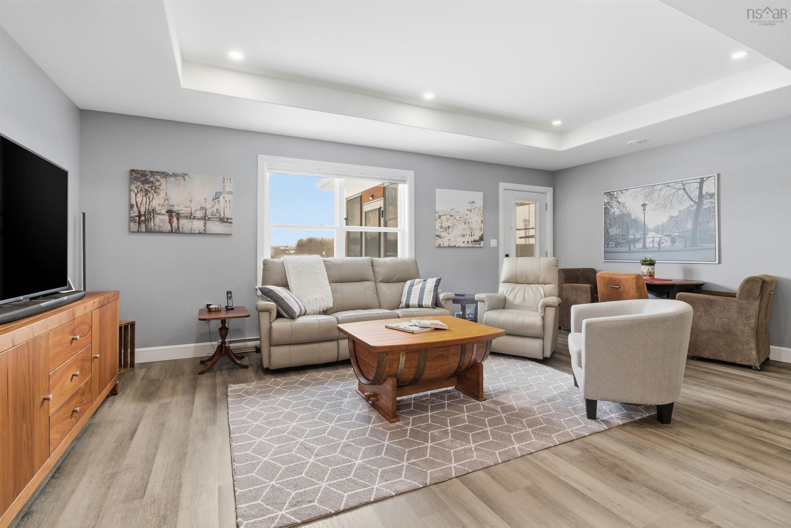 $599,900.00: 35 Elizabeth Avenue, Garlands Crossing