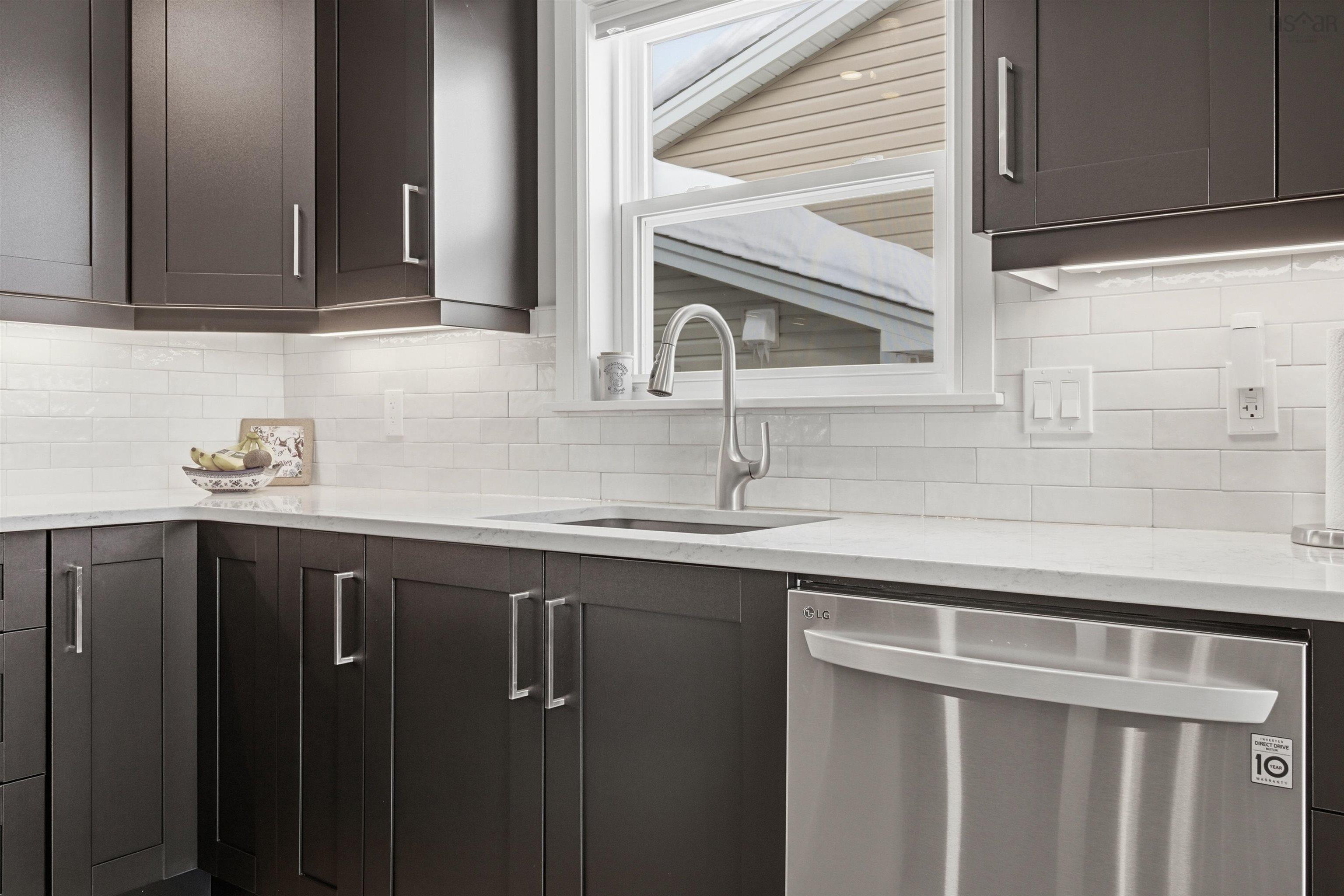 $599,900.00: 35 Elizabeth Avenue, Garlands Crossing