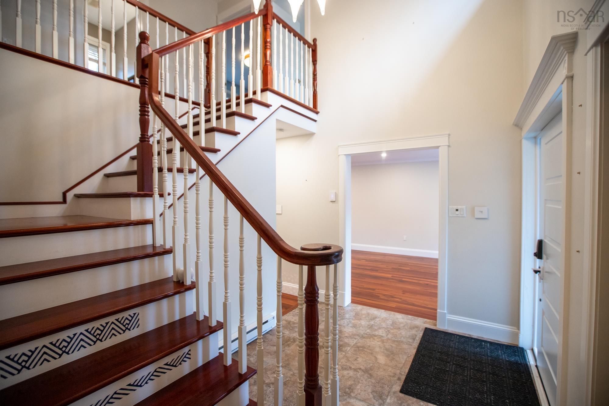 21 Forest Lane, Bedford, NS (MLS 202602246)