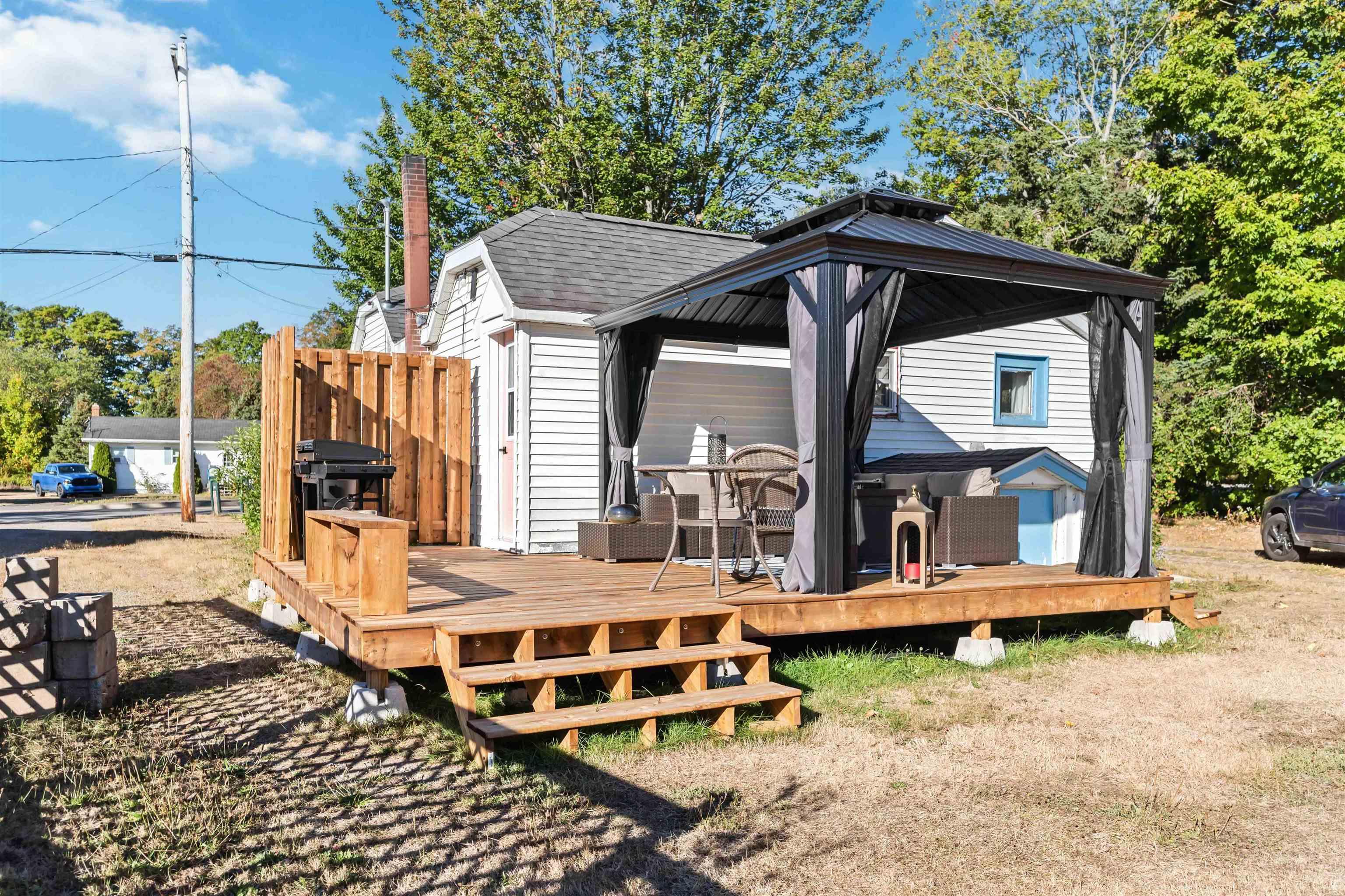 $249,400.00: 1400 Marshall Road, Kingston