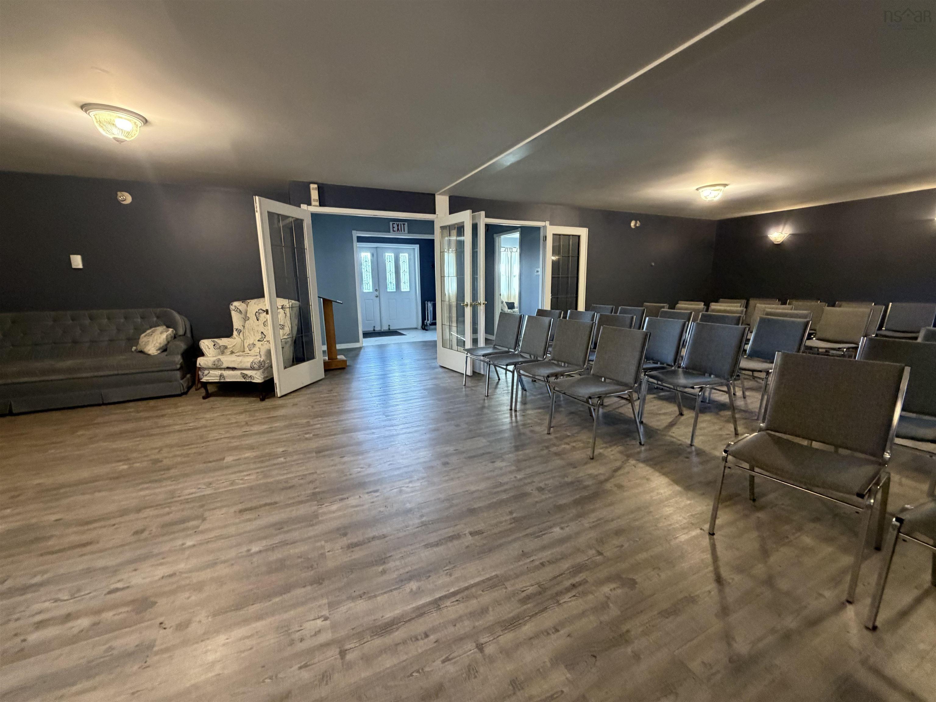 $159,900.00: 429 Highway 7, Ecum Secum