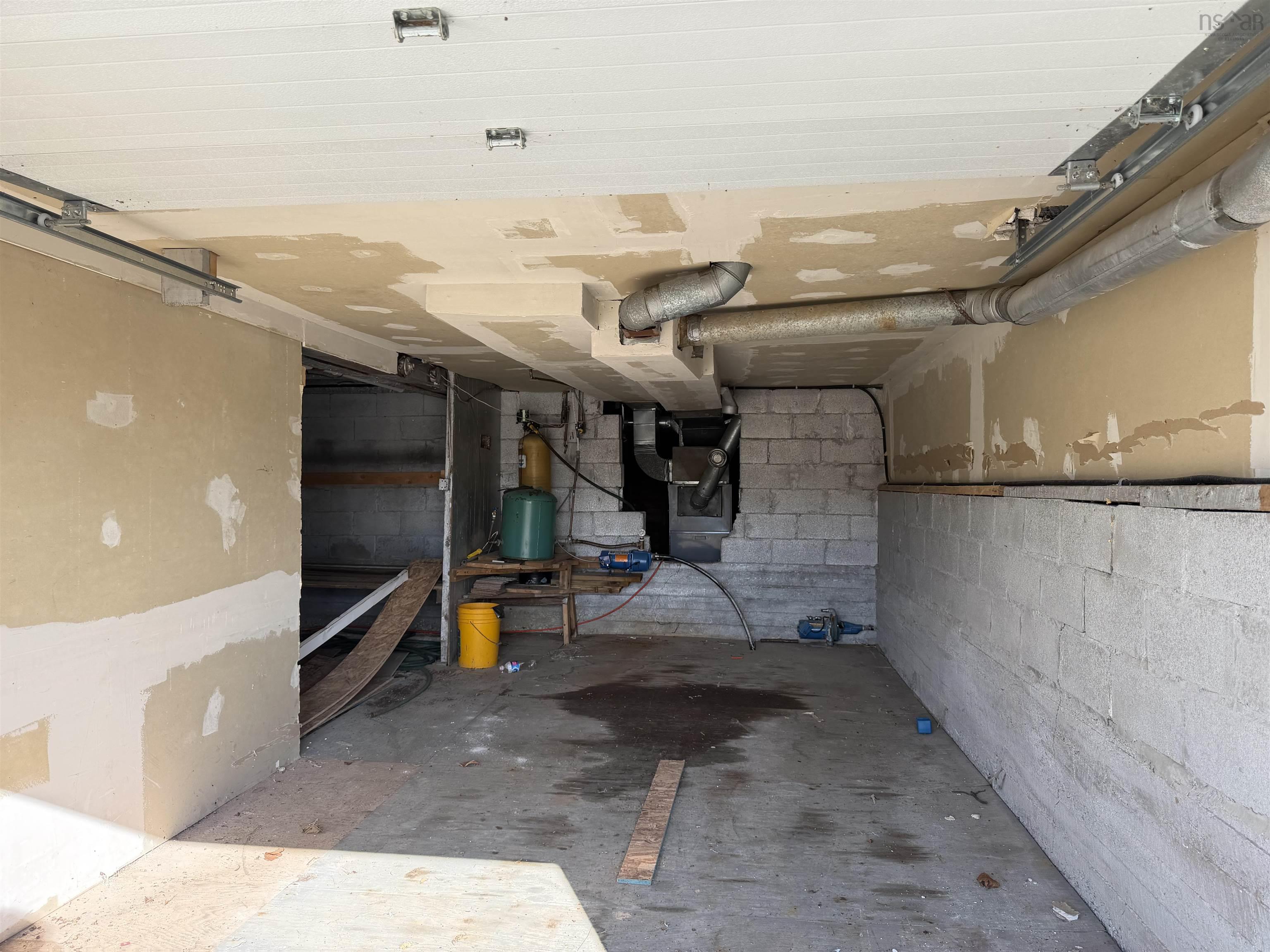 $159,900.00: 429 Highway 7, Ecum Secum