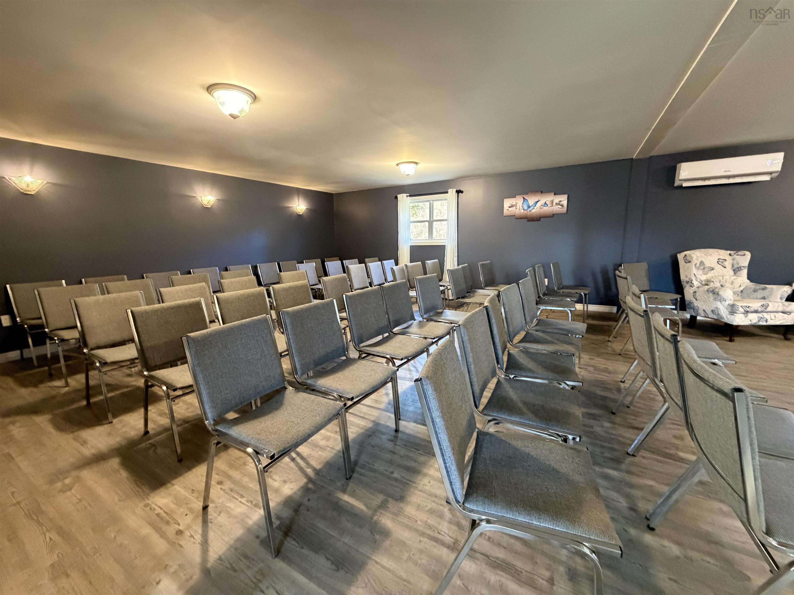 $159,900.00: 429 Highway 7, Ecum Secum