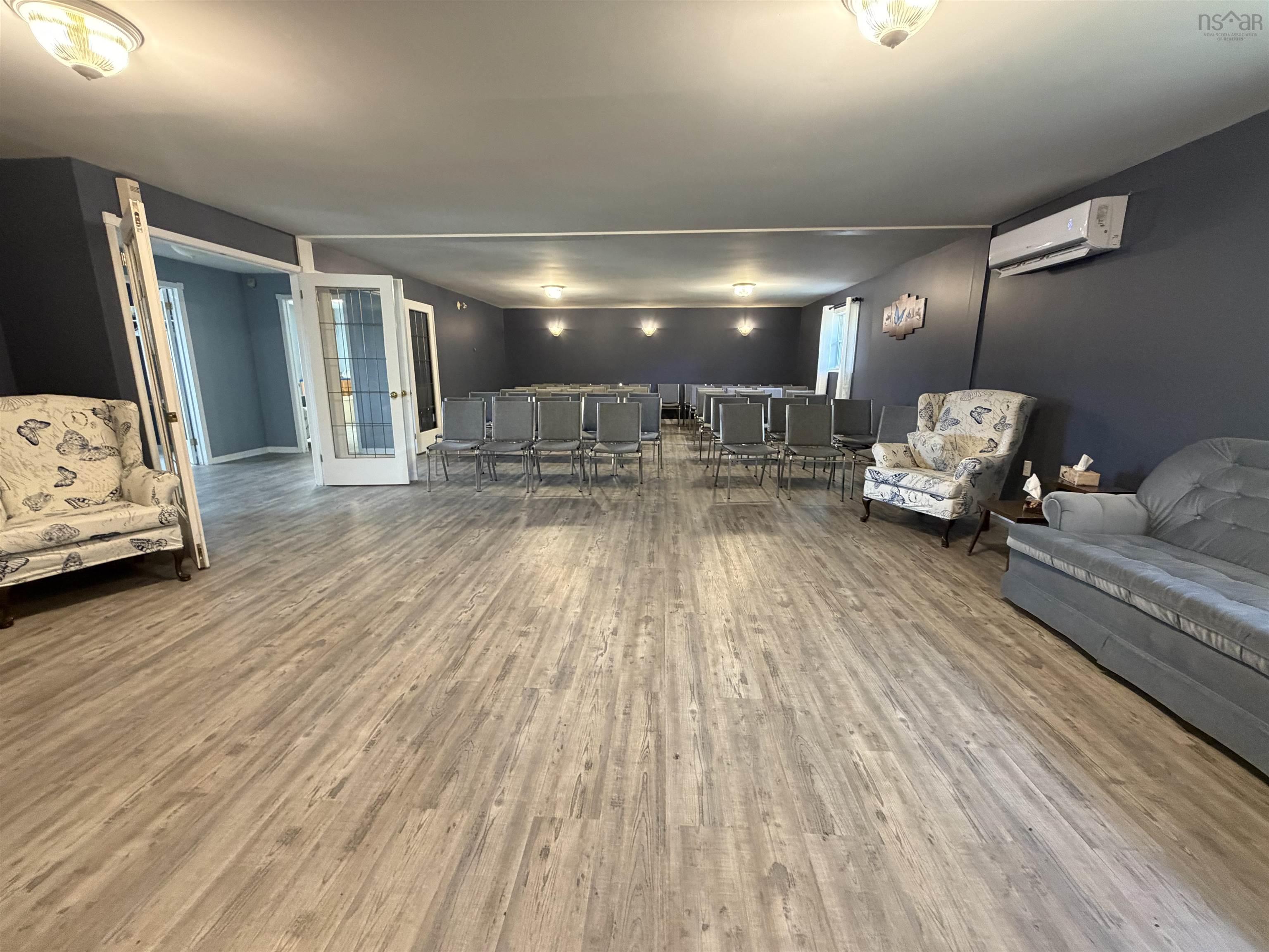 $159,900.00: 429 Highway 7, Ecum Secum