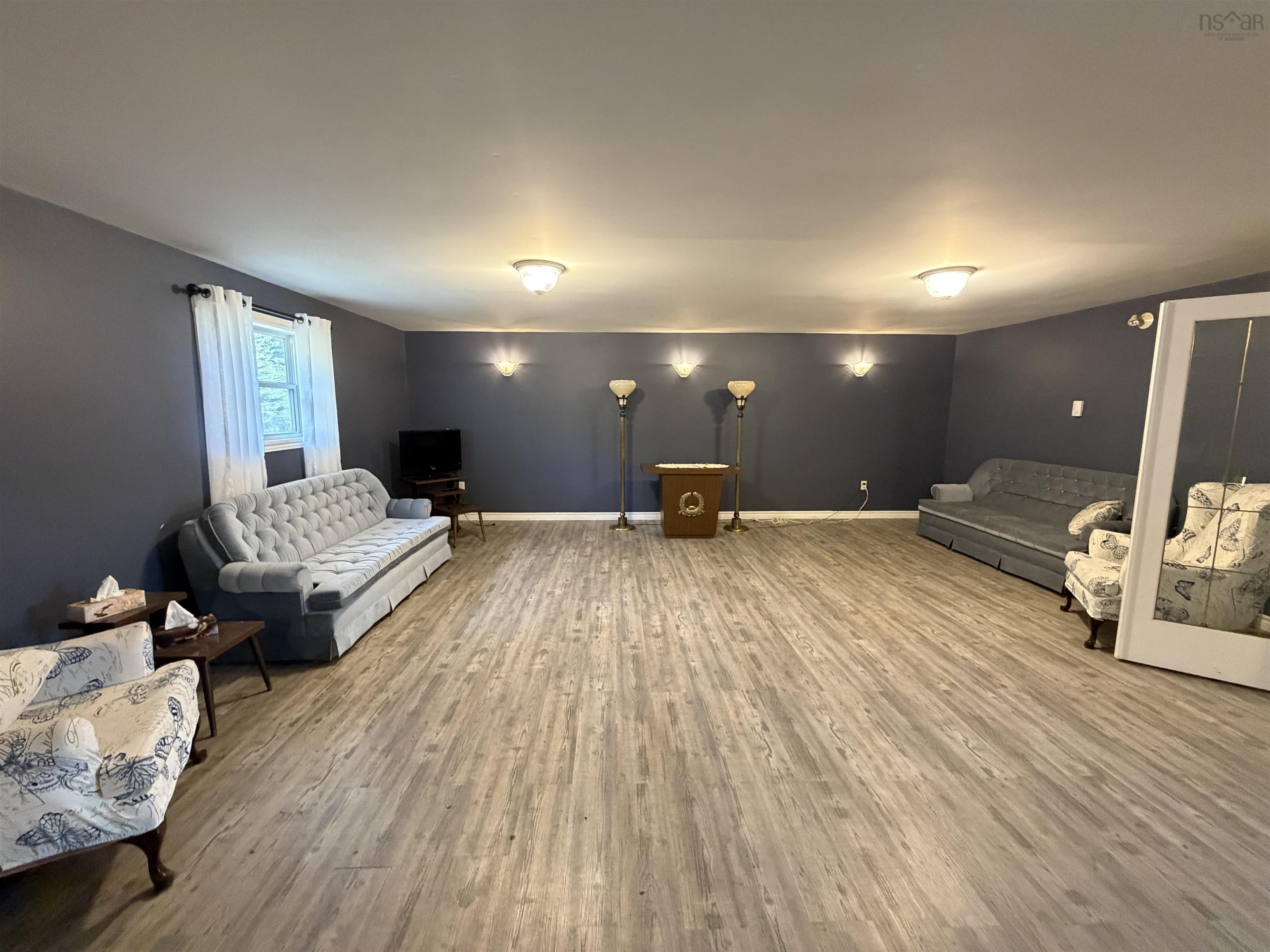 $159,900.00: 429 Highway 7, Ecum Secum