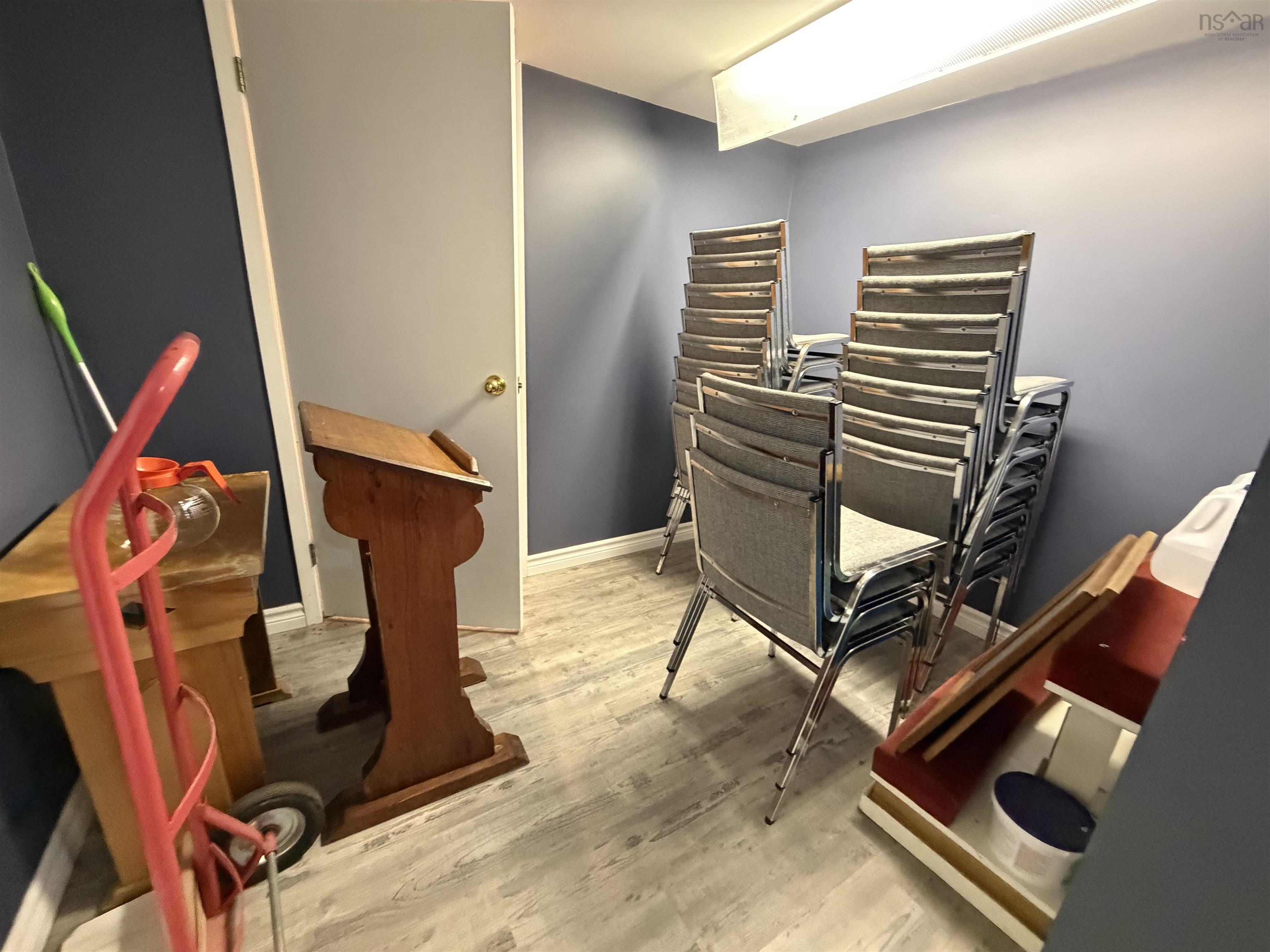 $159,900.00: 429 Highway 7, Ecum Secum