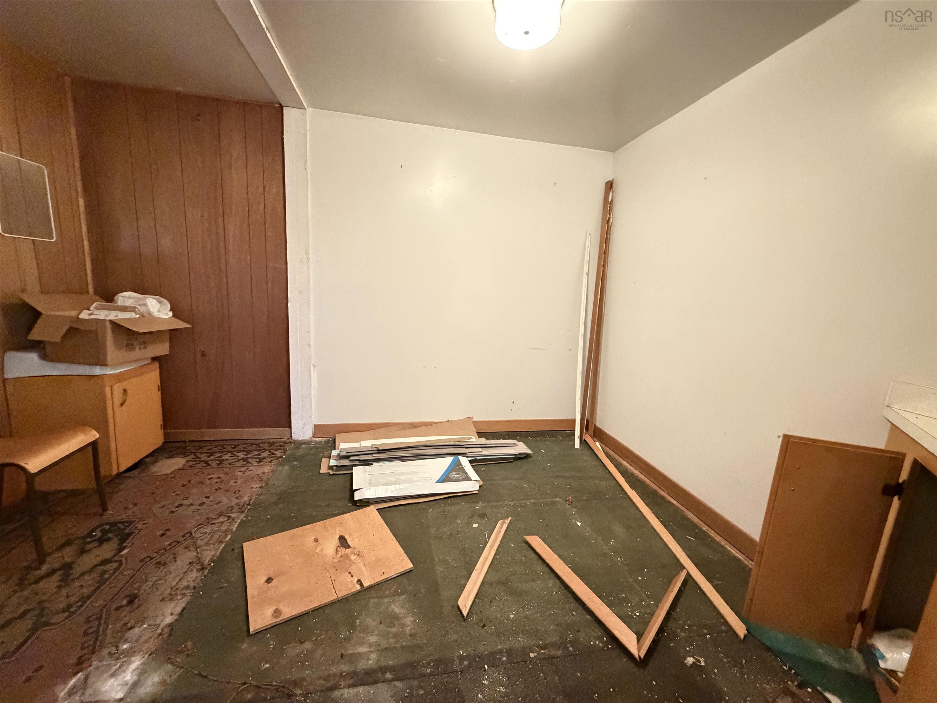 $159,900.00: 429 Highway 7, Ecum Secum