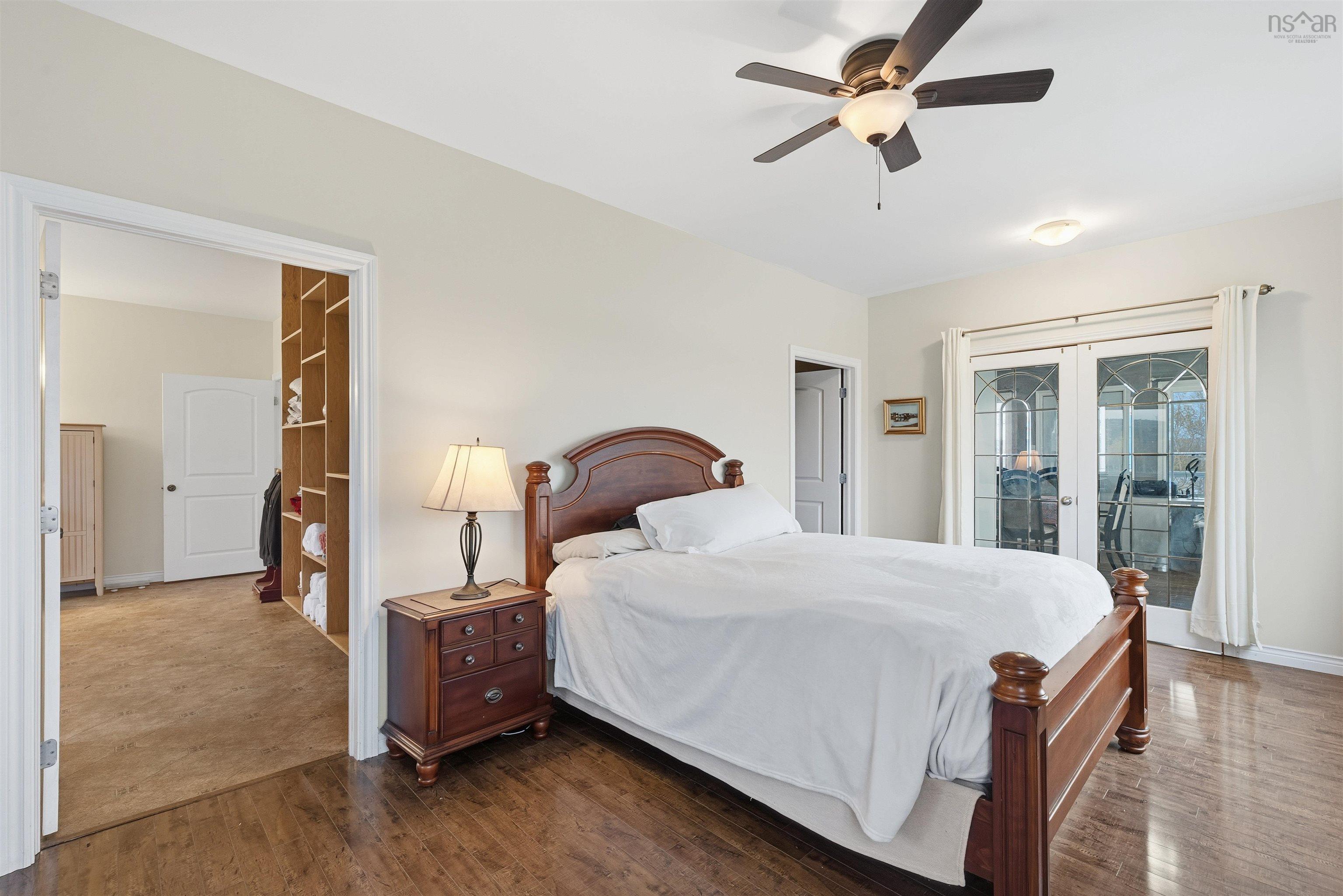 $995,000.00: 215 Cloverdale Drive, Martock