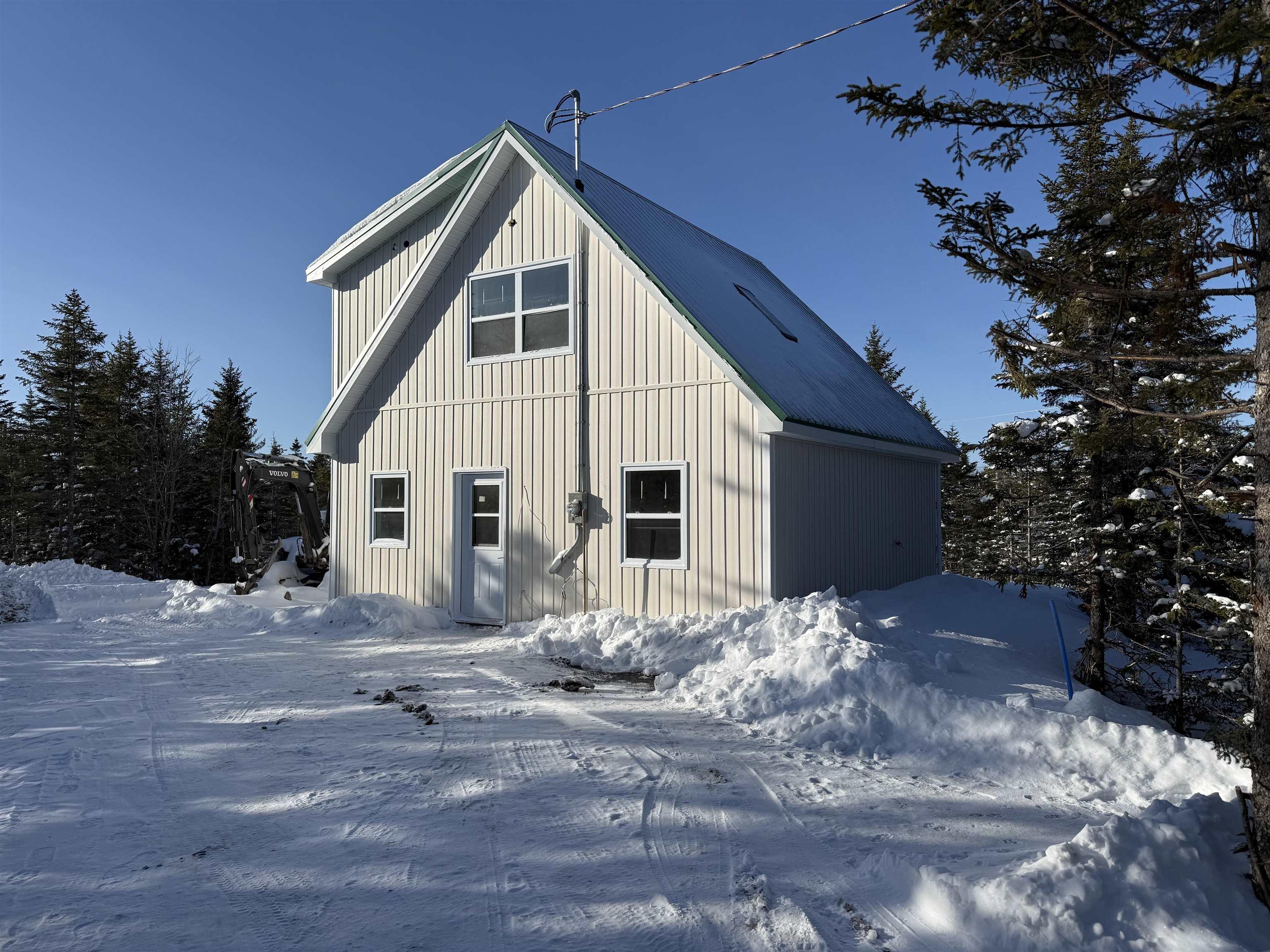 $429,900.00: 273 12 Lakewood Court, East Uniacke